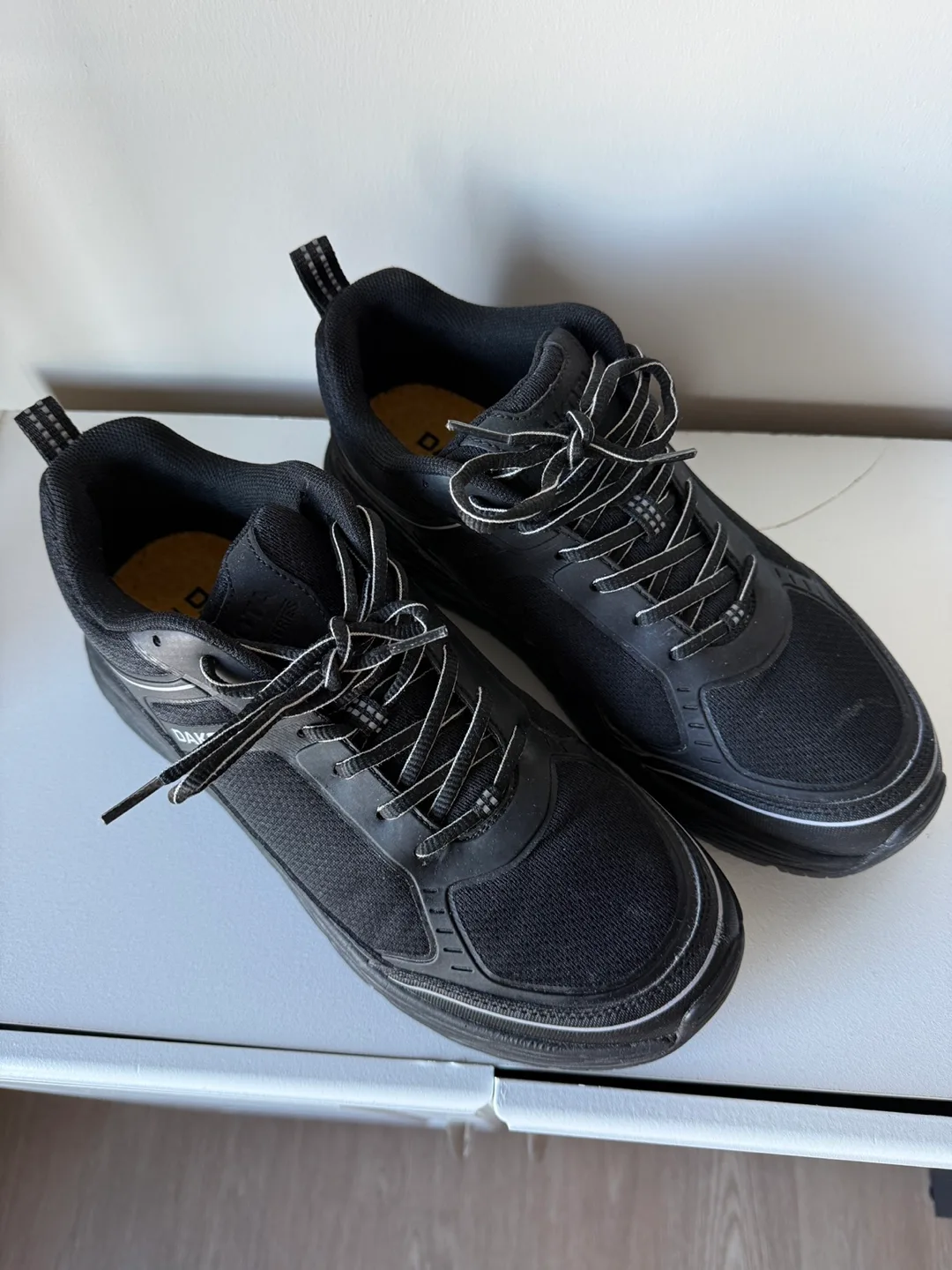 Dakota WorkPro Series Men's Non-safety Antislip Athletic Shoes image indicator(2)