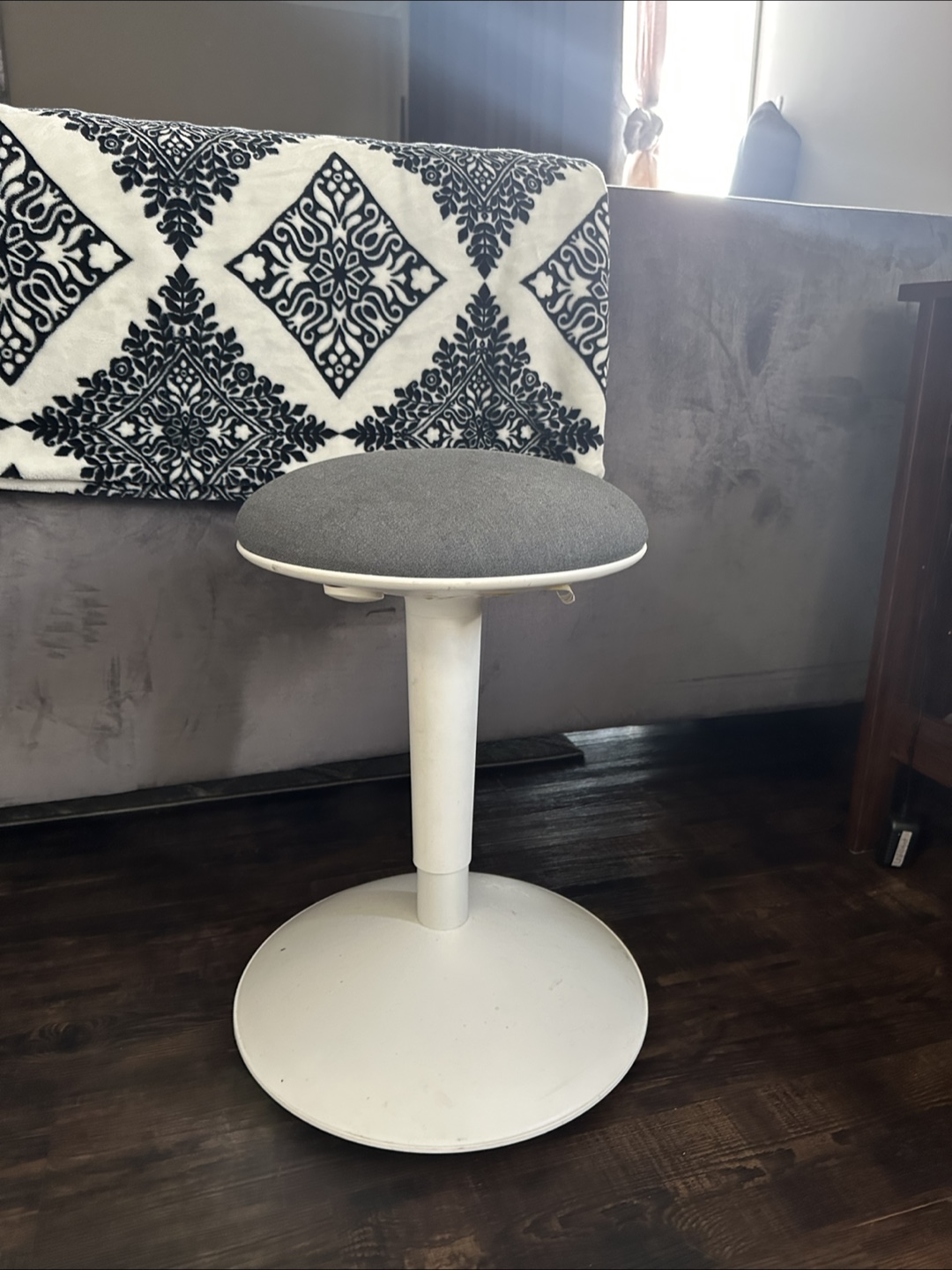 Adjustable Height Stools - photo 2