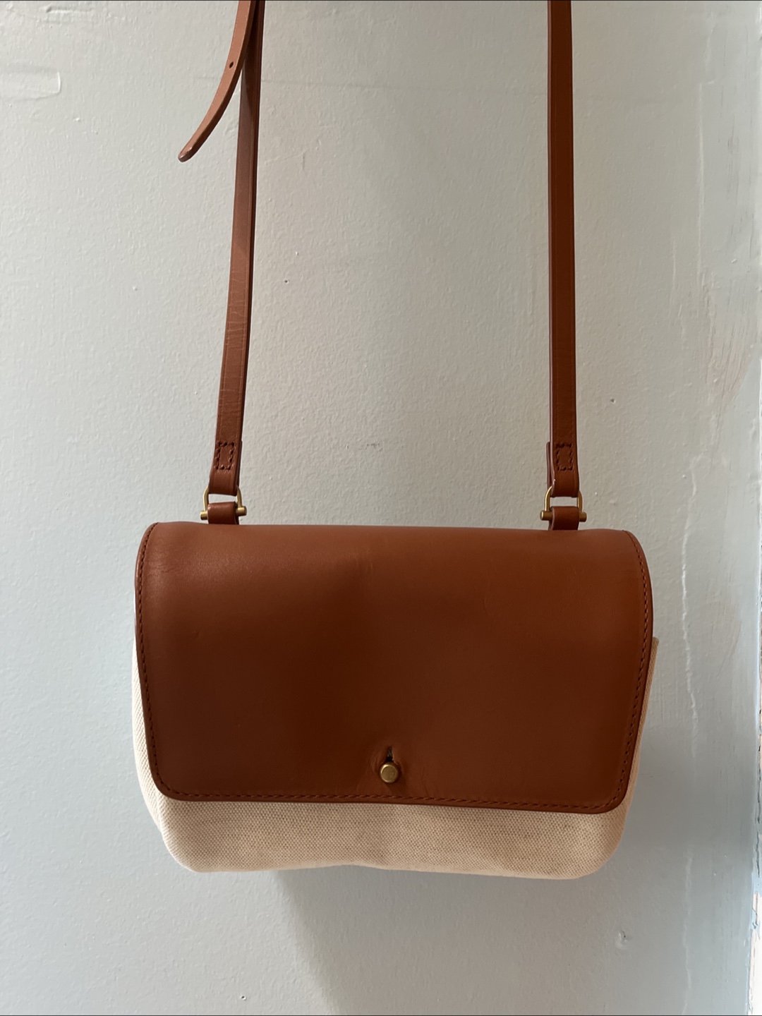 Aritzia Auxiliary Micro Dalen crossbody bag - photo 2