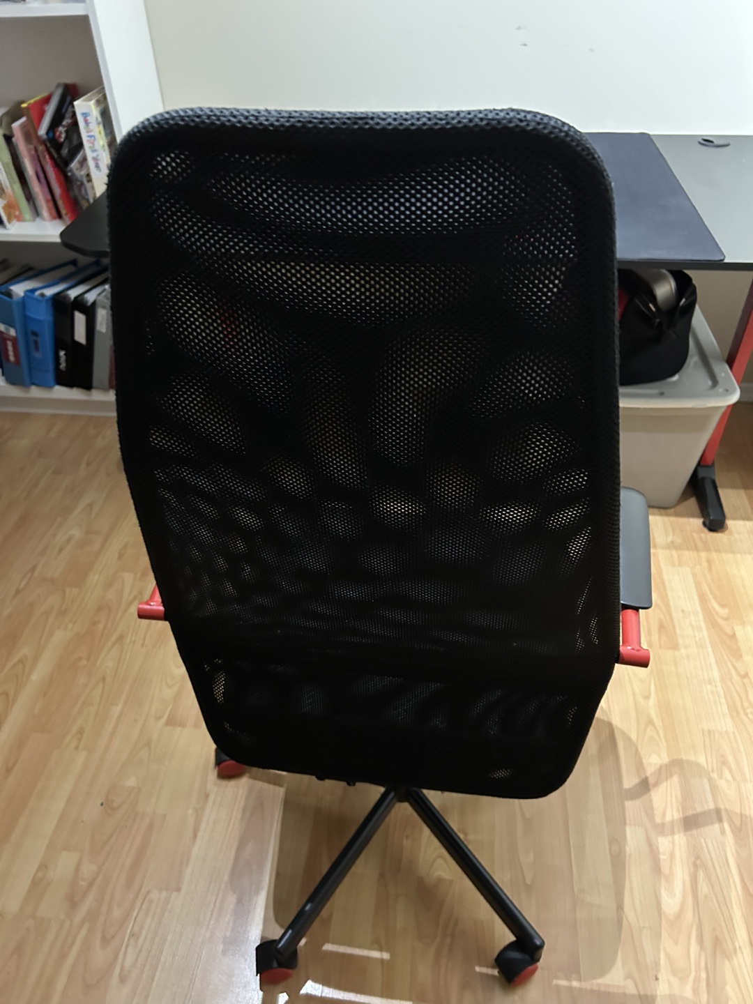 HUVUDSPELARE IKEA Gaming Chair - photo 2