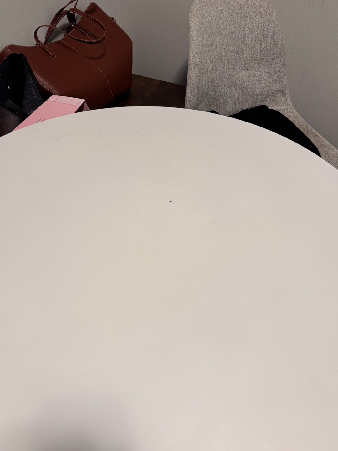 White Round Modern Dining Table - photo 3