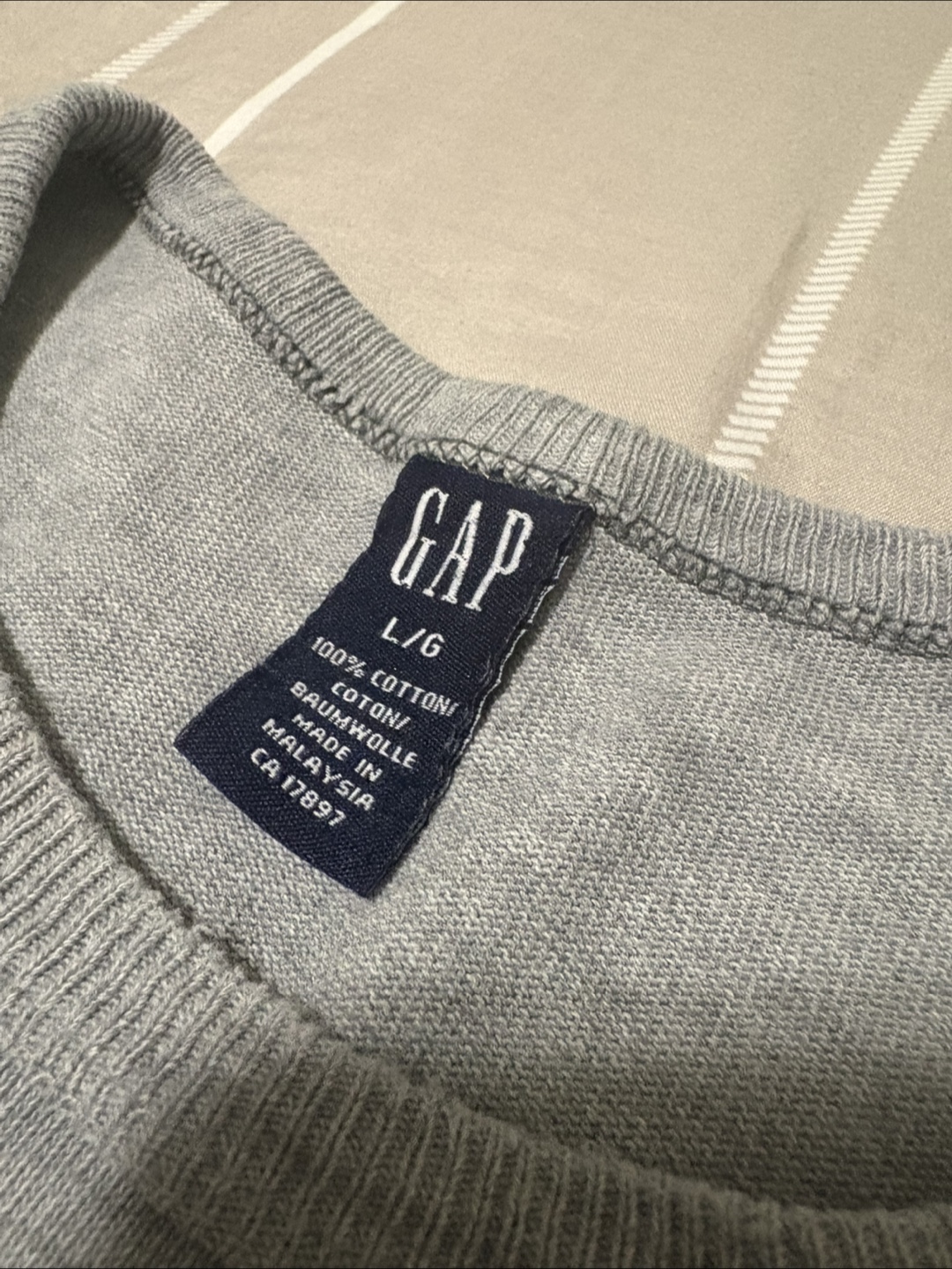 GAP Grey Long-Sleeve Crewneck - photo 3