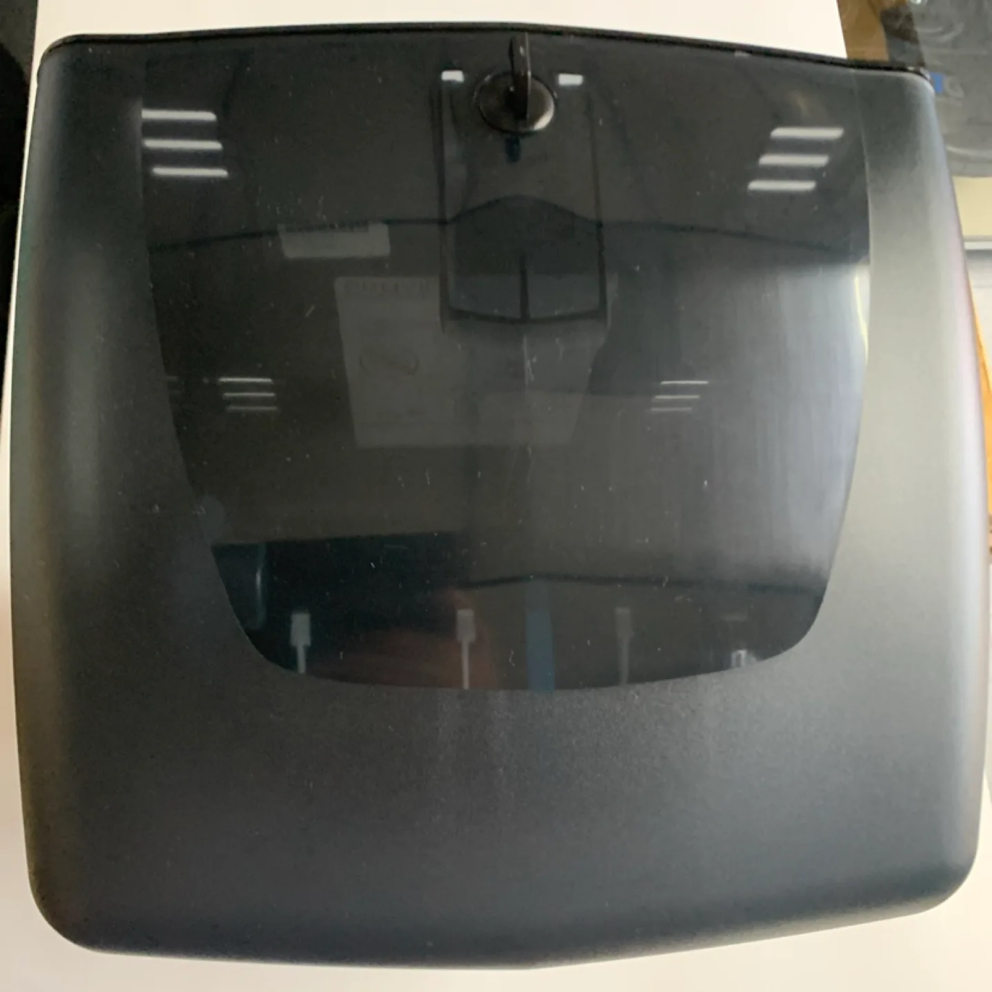 PROVIDER by WPI Black Paper Towel Dispenser image indicator(3)