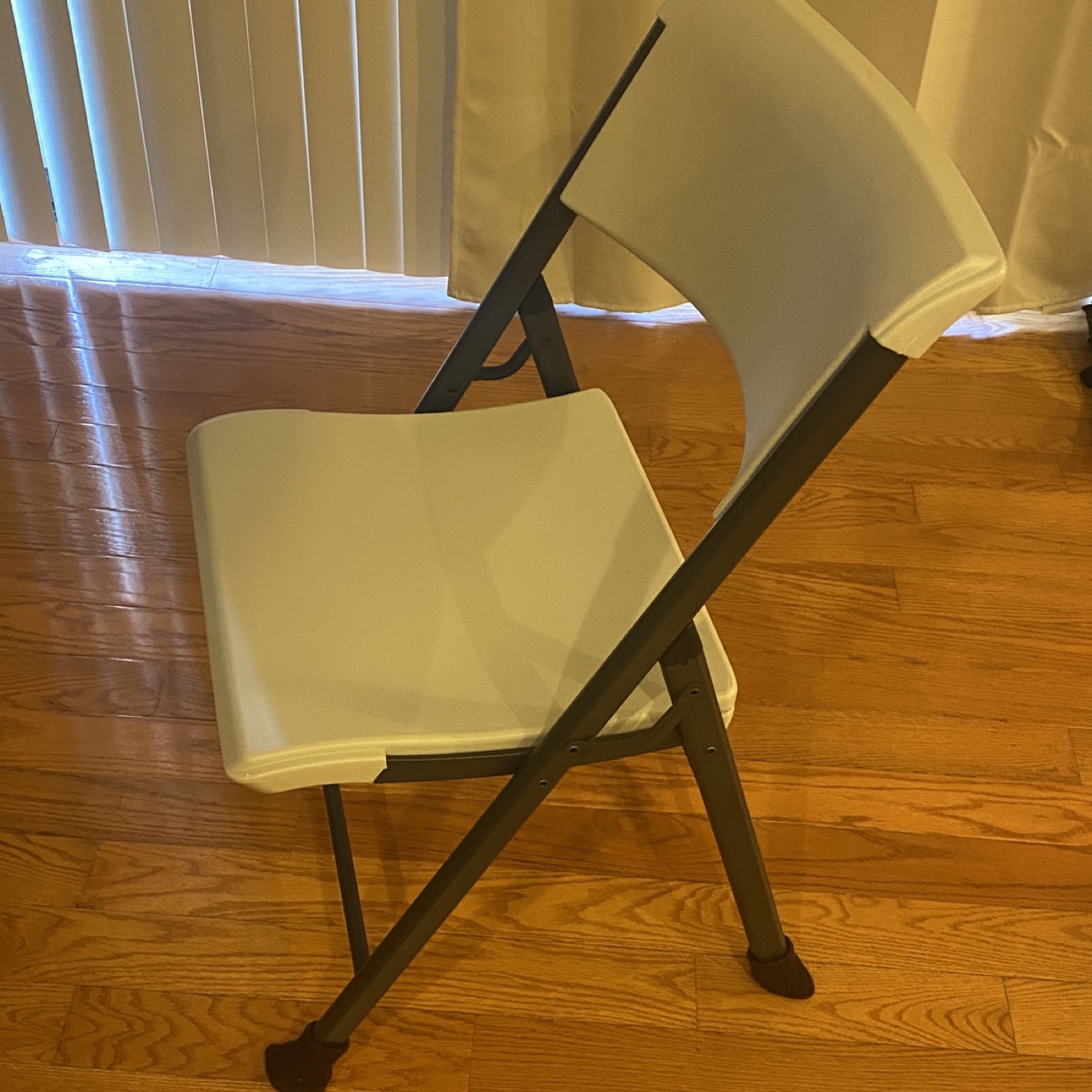 Lifetime Folding Chair - Beige/Ivory - photo 4