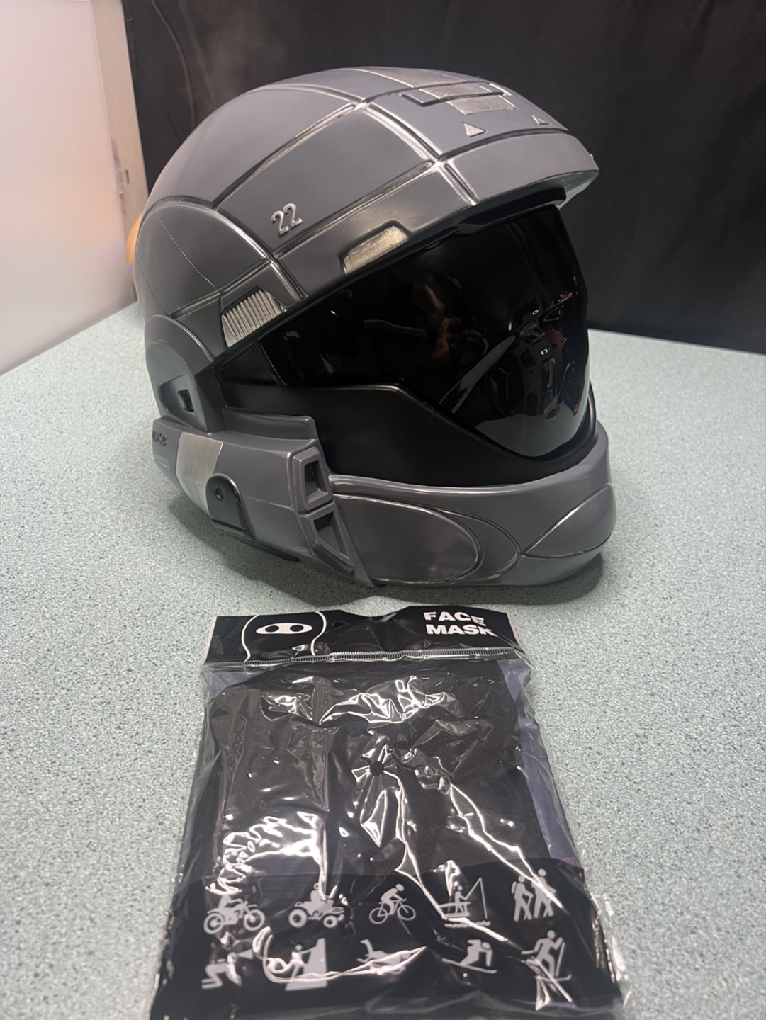 Halo UNSC Helmet Replica with Face Mask