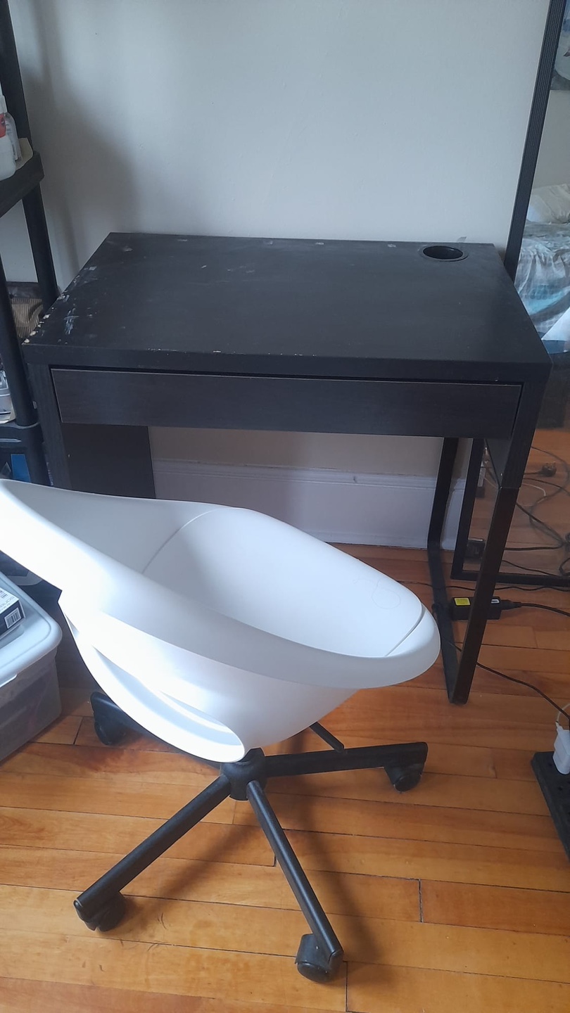 IKEA Desk - photo 3
