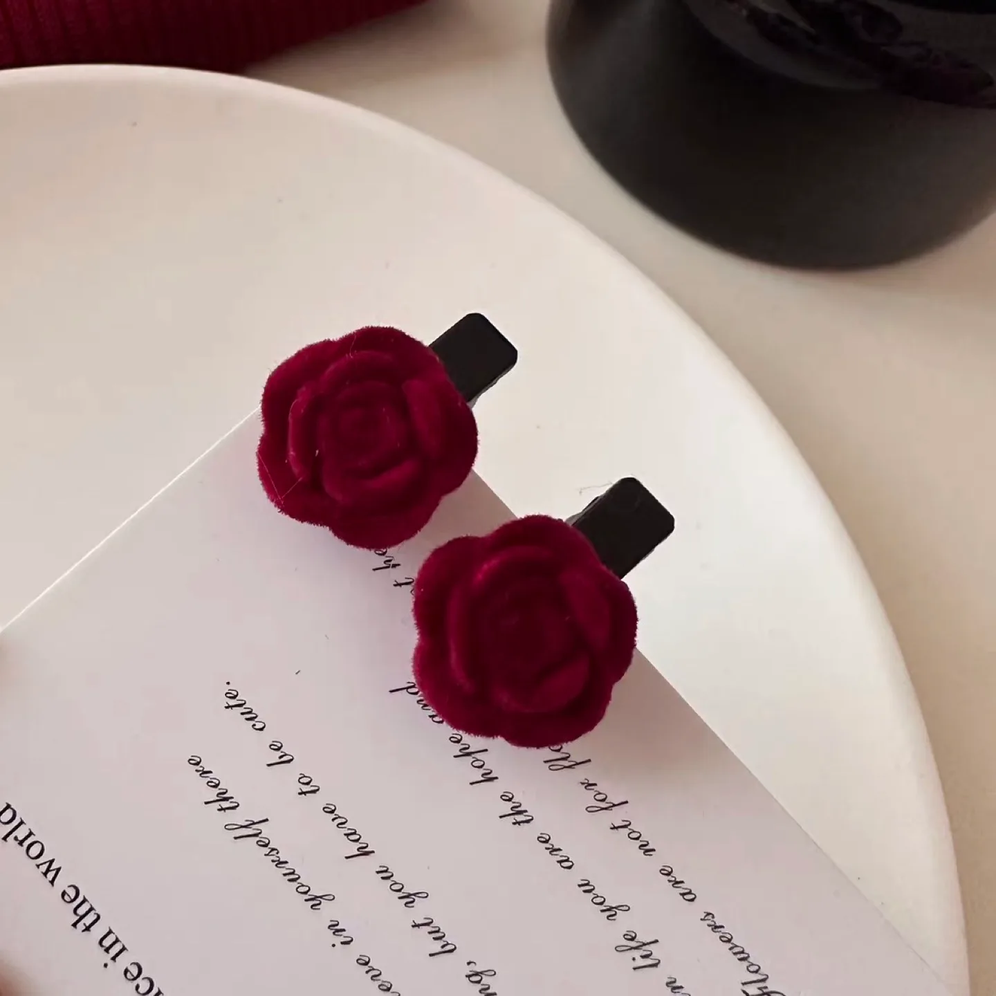Hair Clips thumbnail