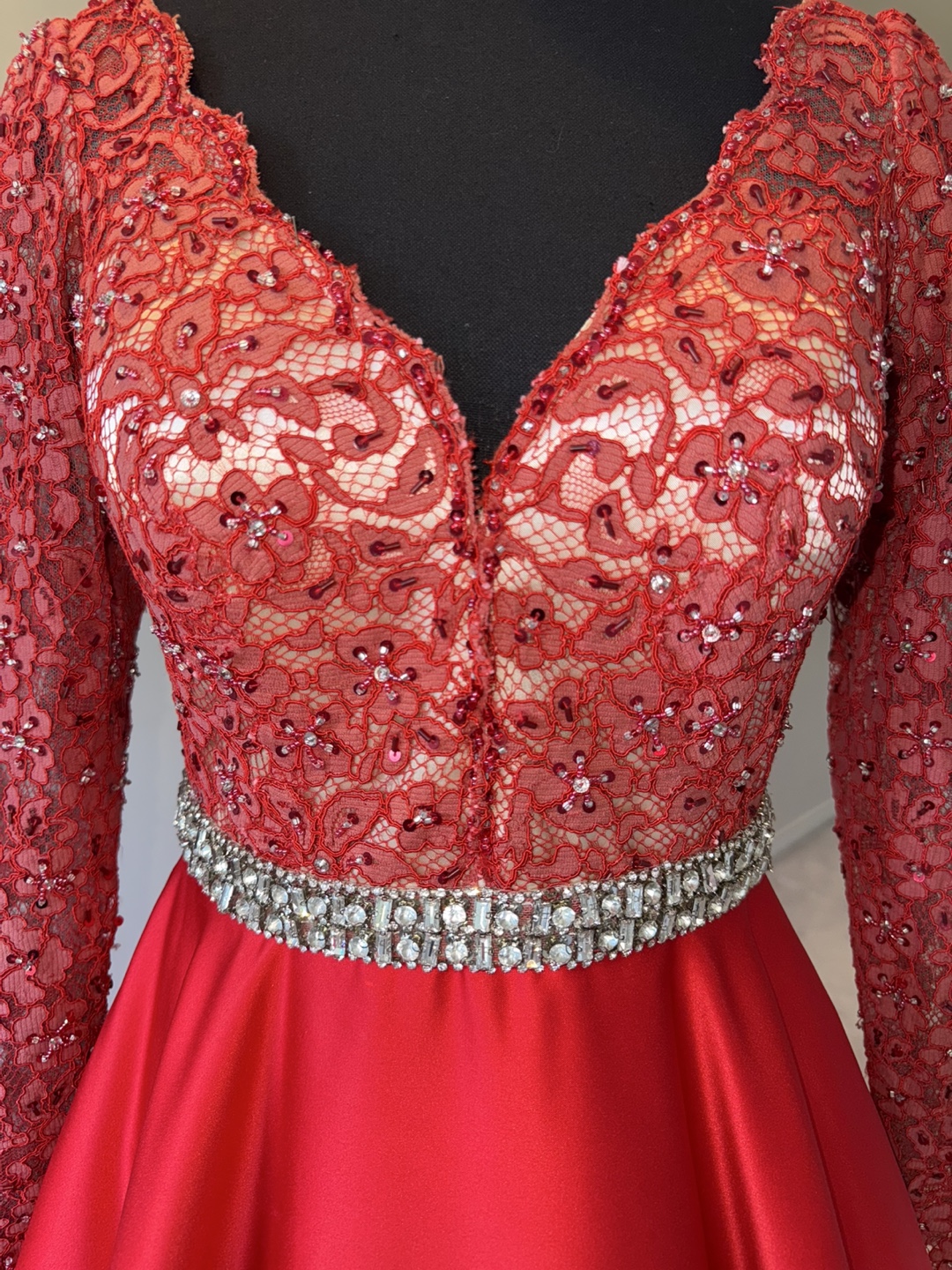 Stunning Red Lace Long Sleeve Formal Gown - photo 3