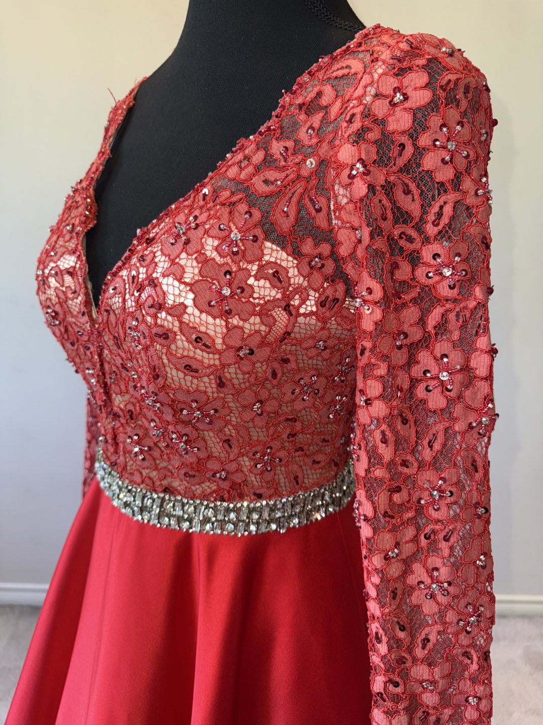 Stunning Red Lace Long Sleeve Formal Gown - photo 4