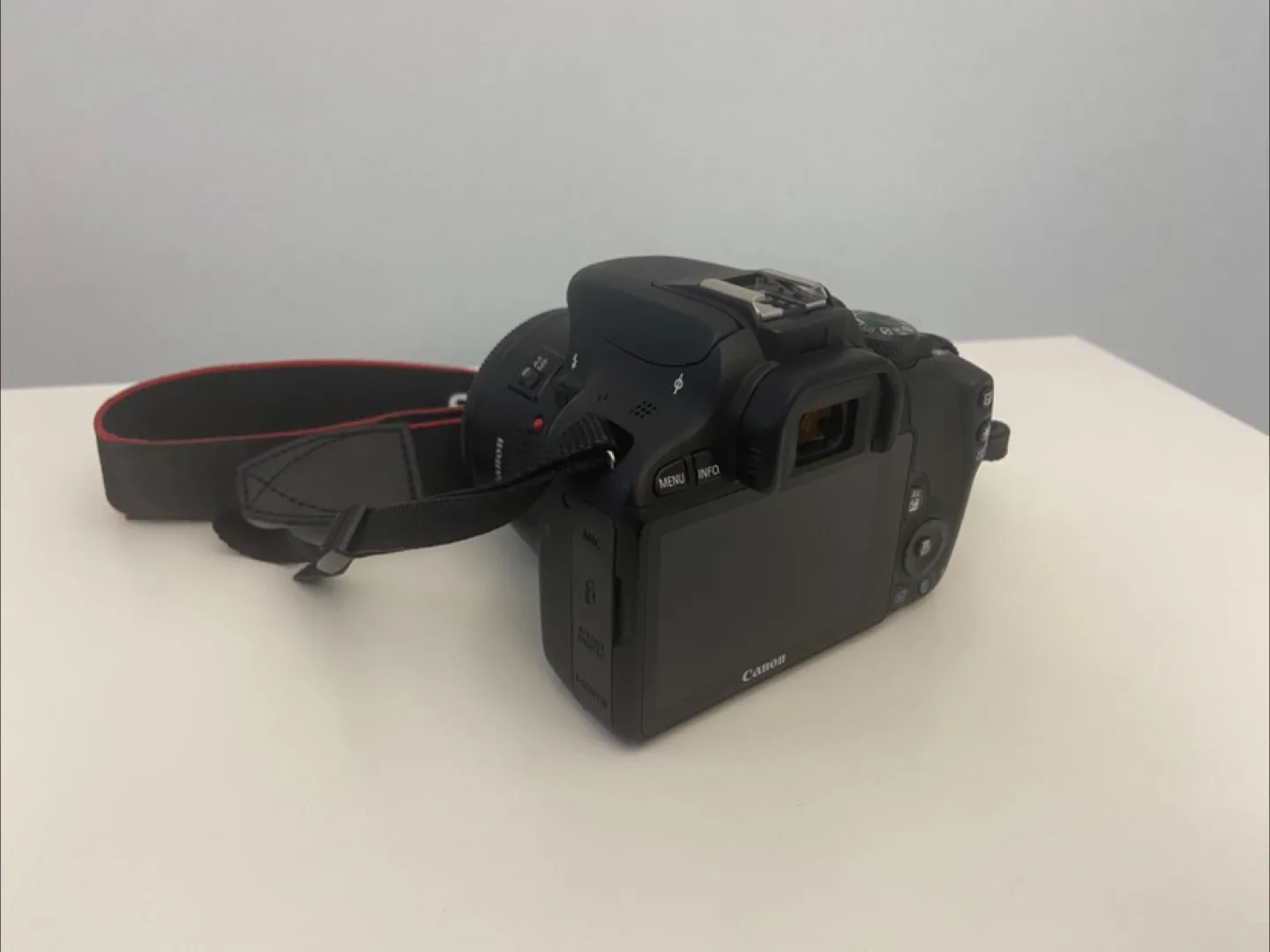 Canon EOS 100D DSLR Camera with 50mm  f/1.8 Lens image indicator(3)