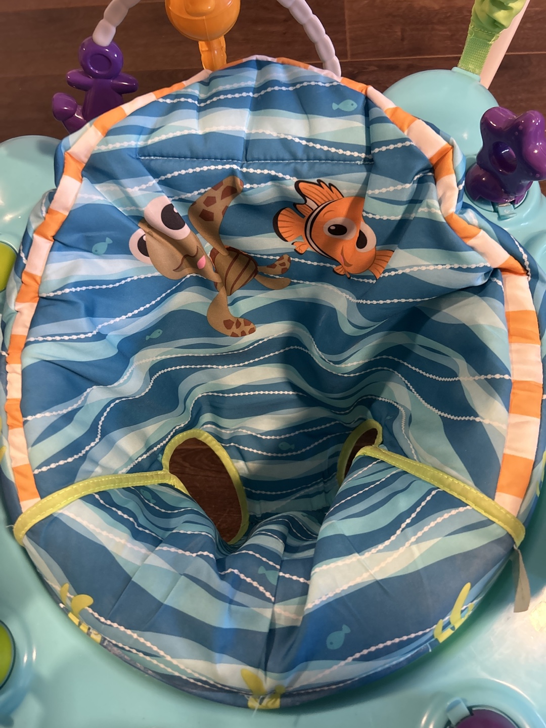 Disney Finding Nemo Activity Centre/Jumper - photo 3