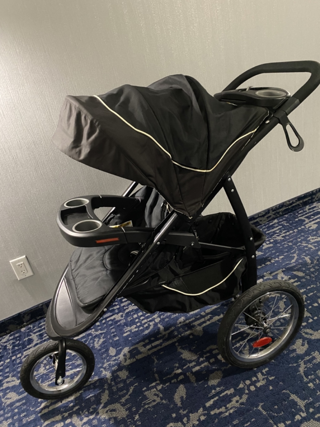 Graco Jogging Stroller - photo 2