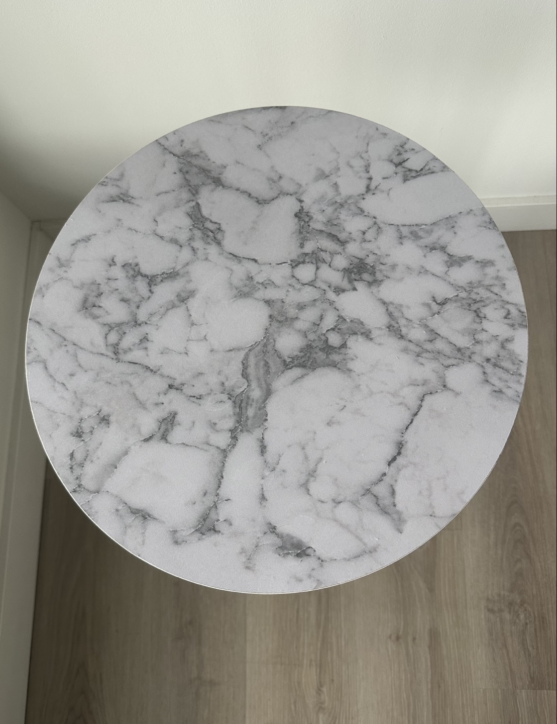 Round Marble Accent Table with Gold Legs - photo 3