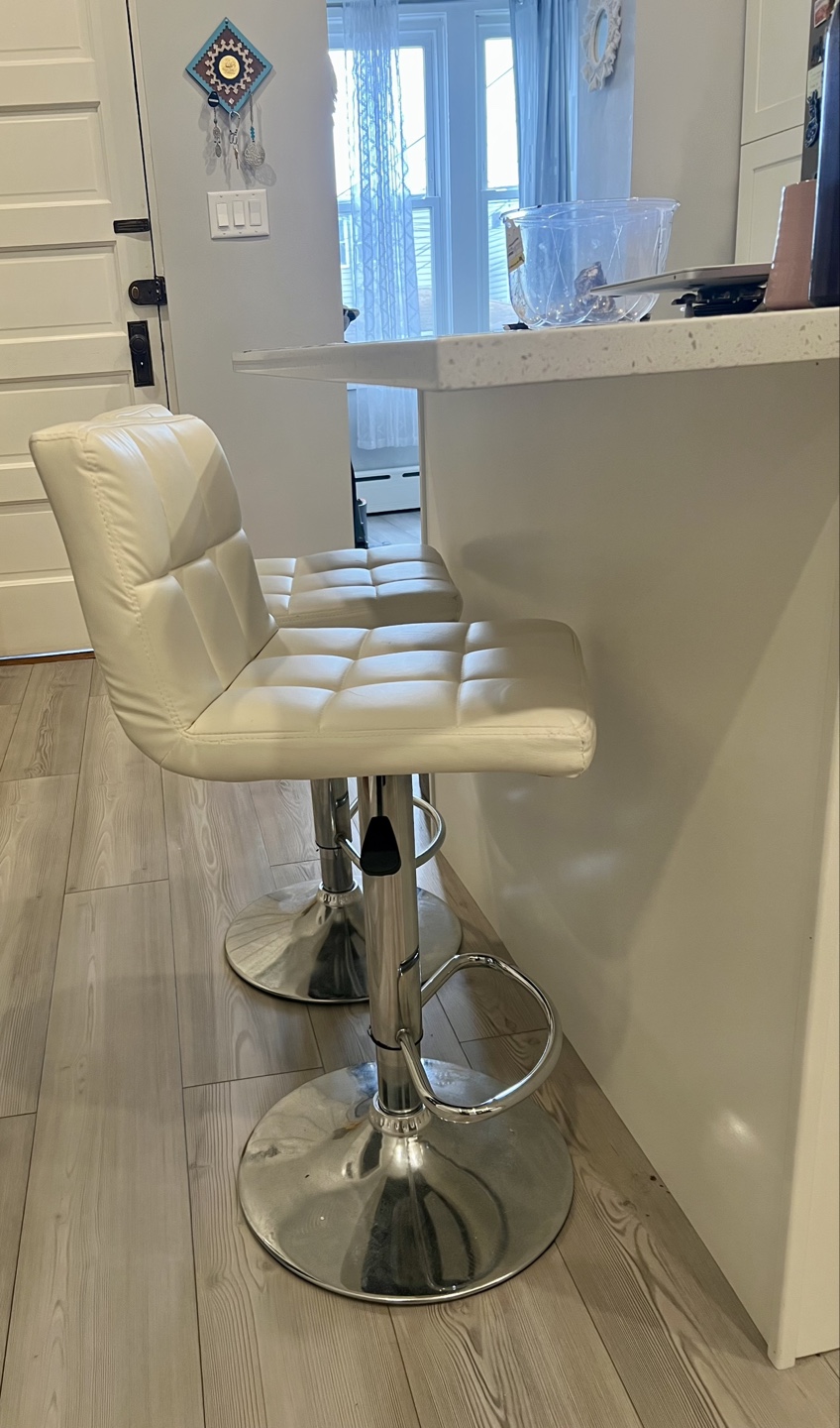 Pair of White Leather Bar Stools with Adjustable Height - photo 2