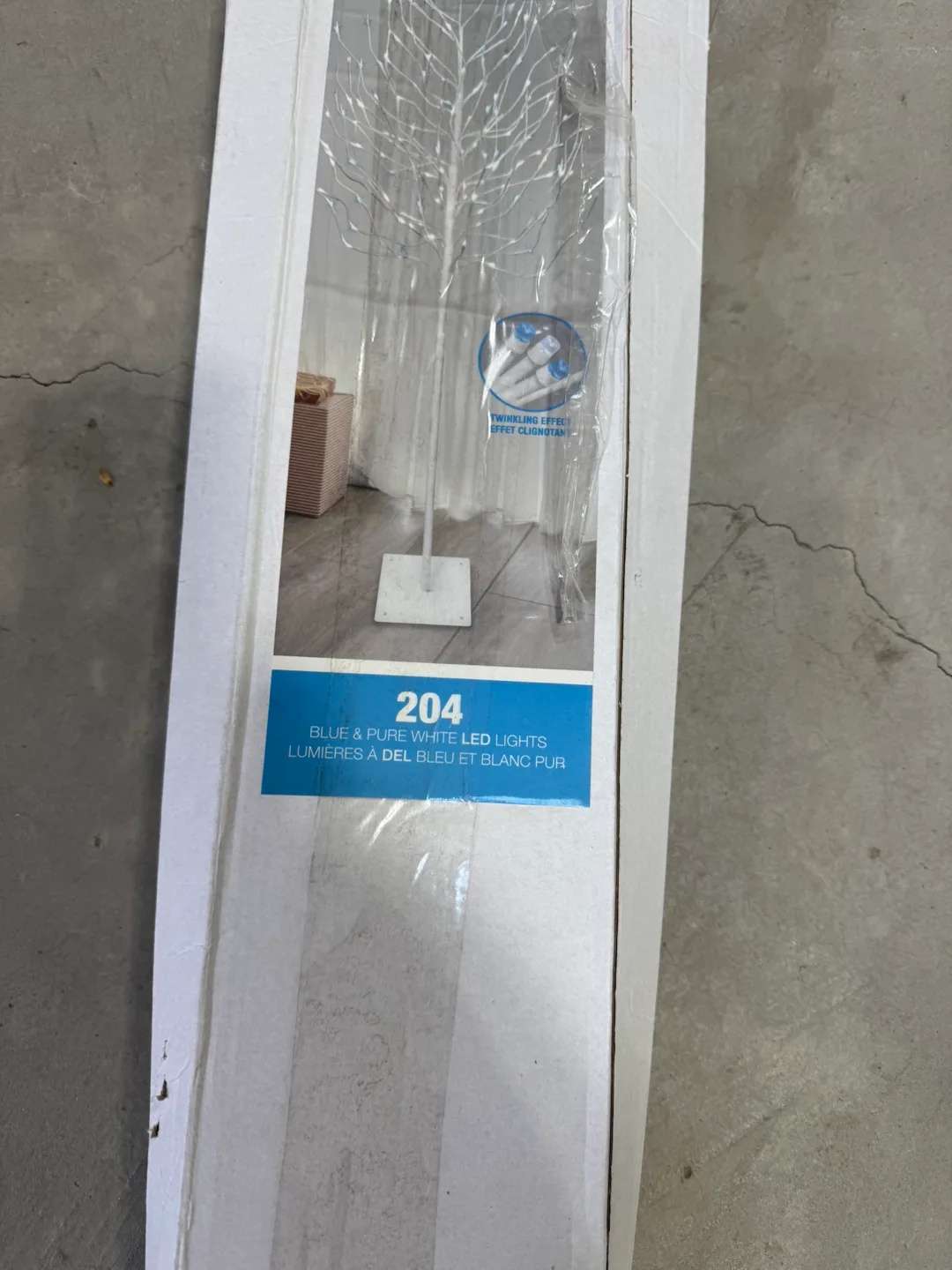 6ft LED Light Up Tree image indicator(2)