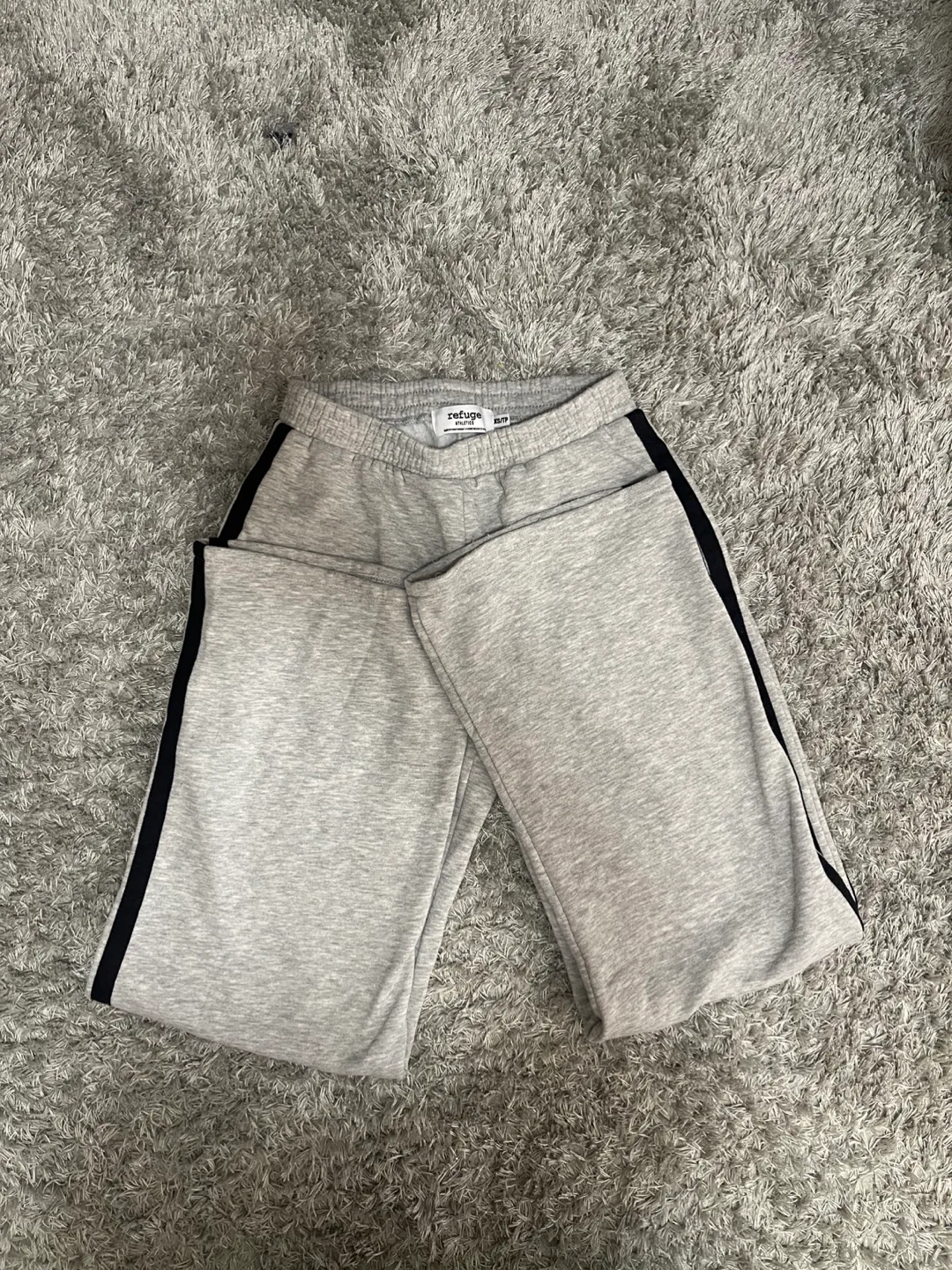 Sweatpants thumbnail