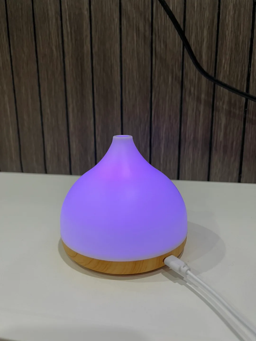 Oil Diffuser with Color Changing LED Light image indicator(3)