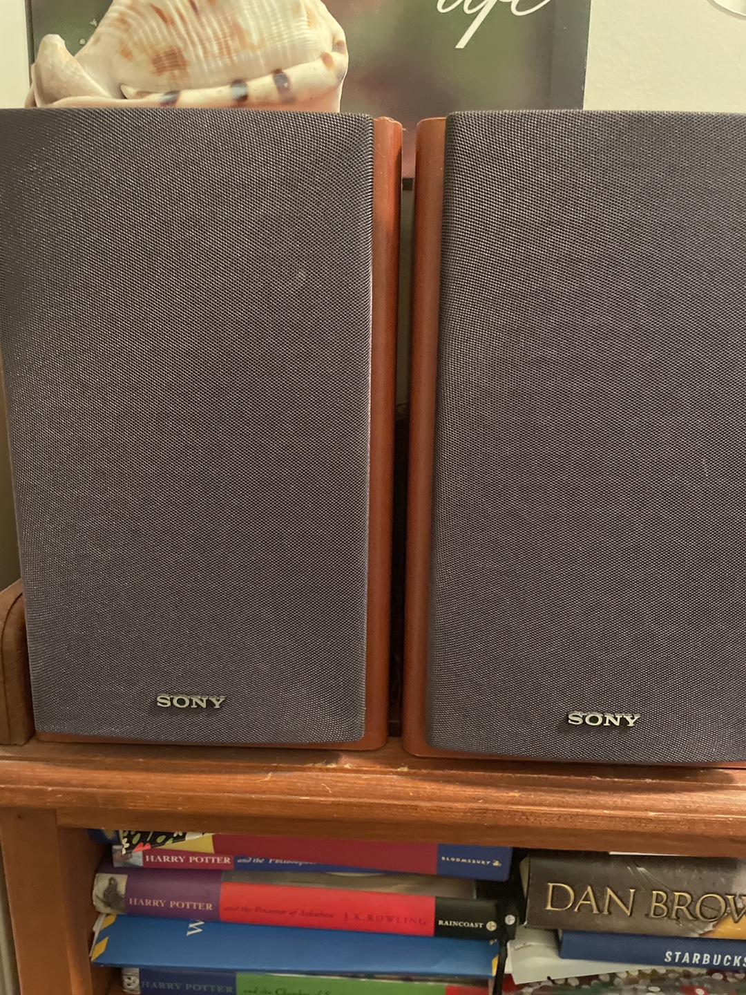 Pair of Sony bookshelf speakers