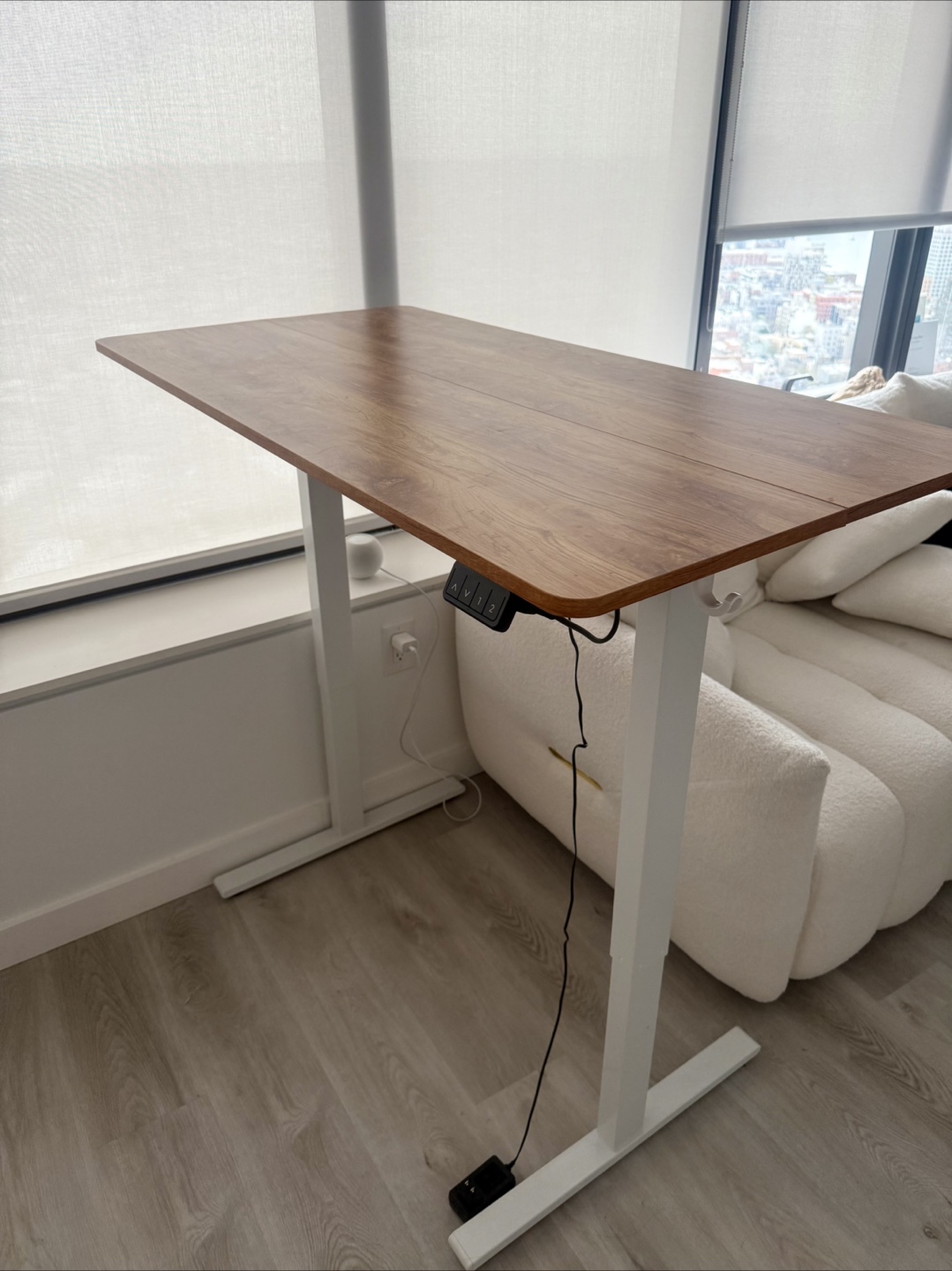 Electric Standing Desk - Height Adjustable