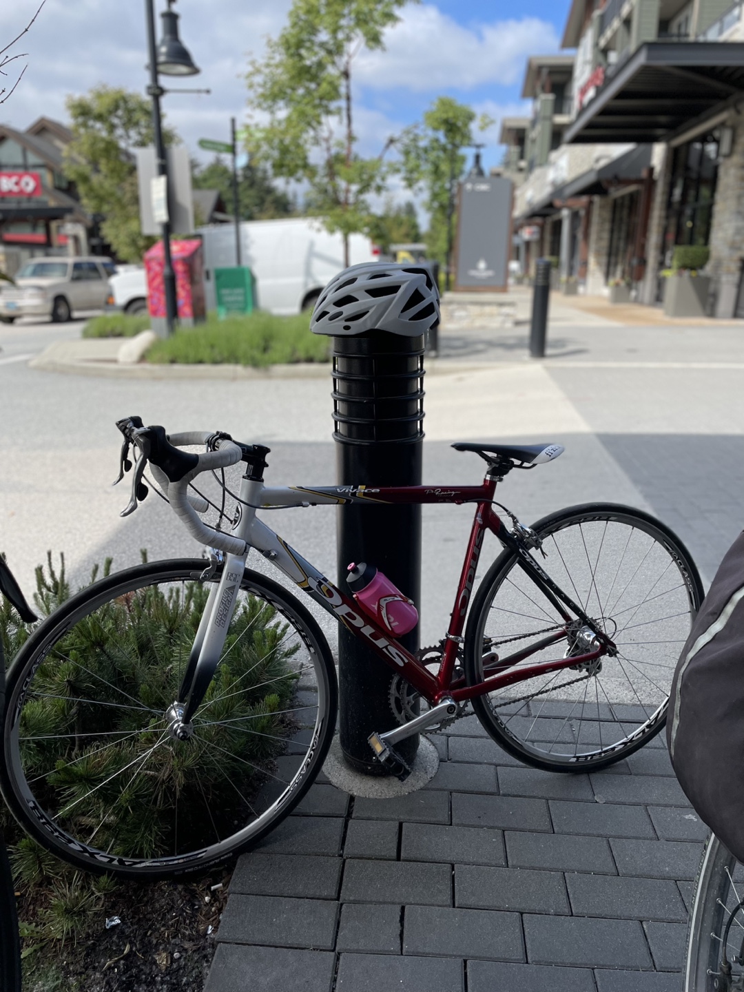 Opus Vivace Road Bike - Size smaller - photo 3