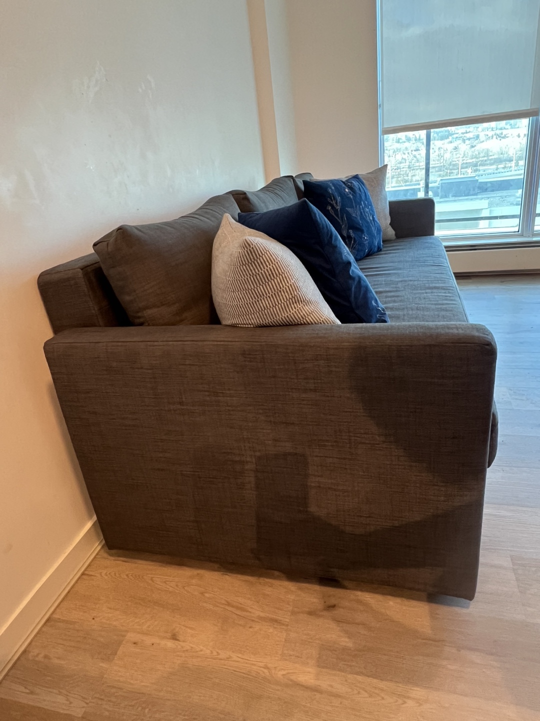 Ikea Sofa bed  -  3 seater (used 8 months) Move out sale - photo 5