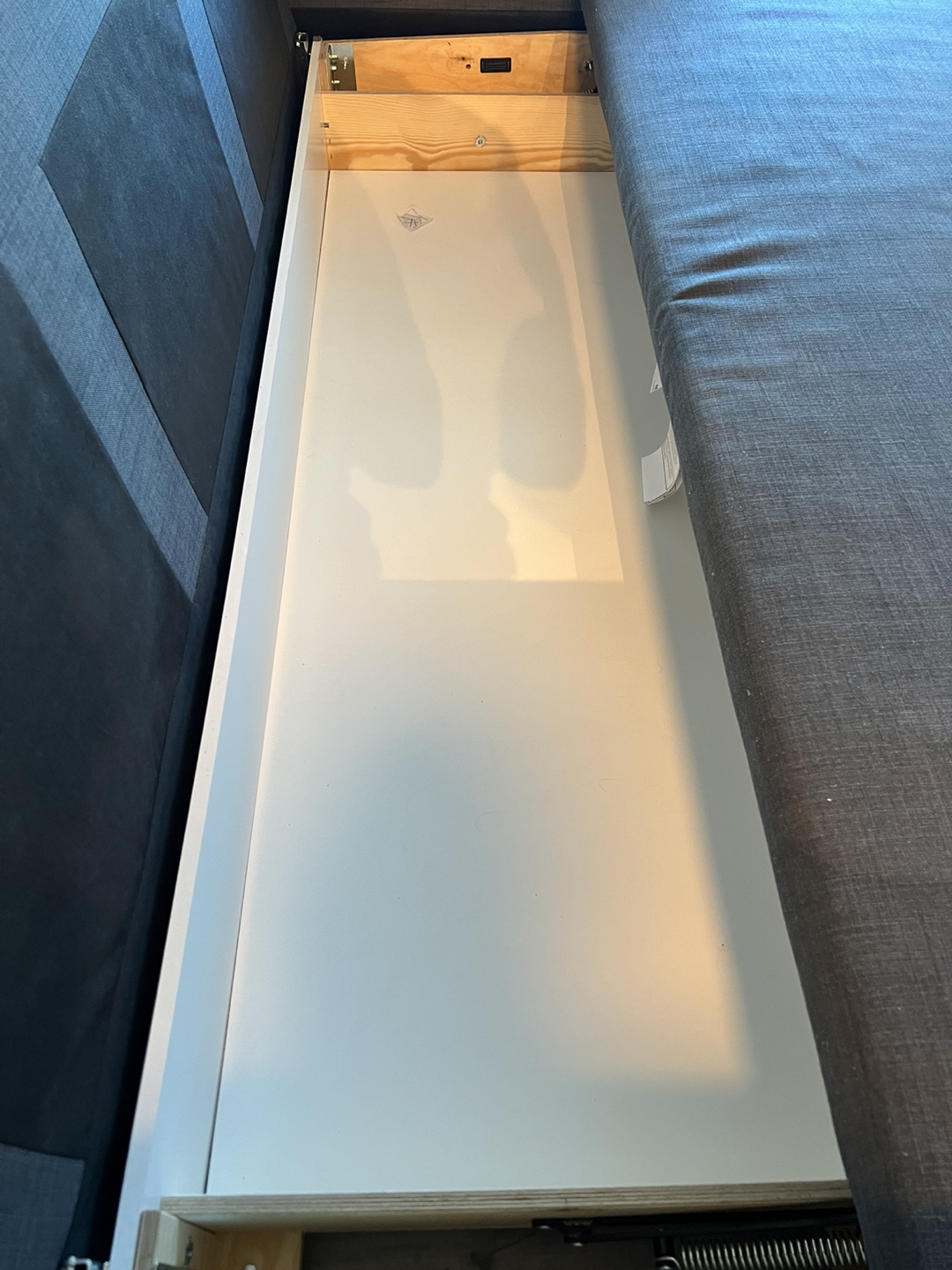 Ikea Sofa bed  -  3 seater (used 8 months) Move out sale - photo 4