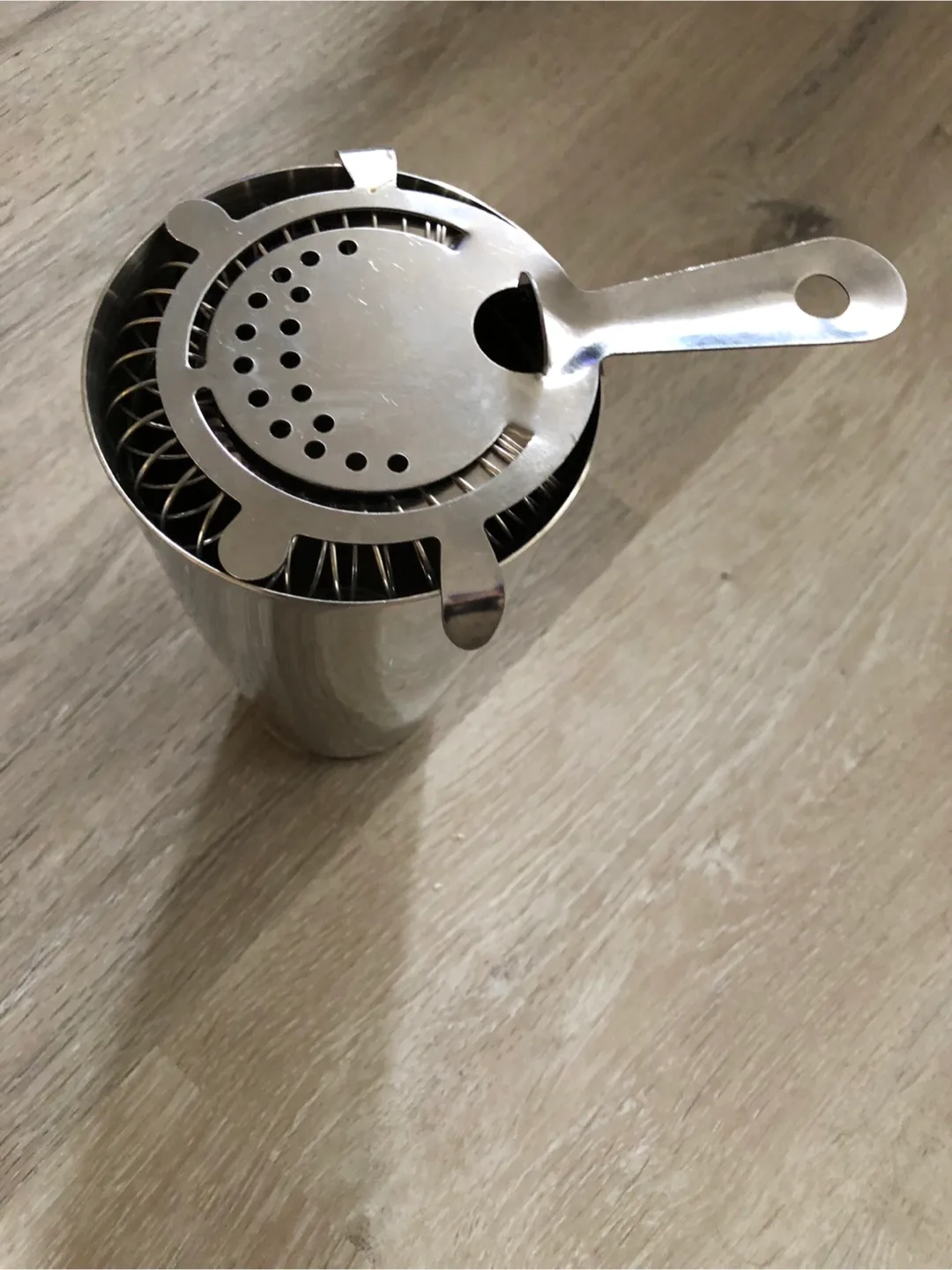 Stainless Steel Cocktail Shaker image indicator(2)