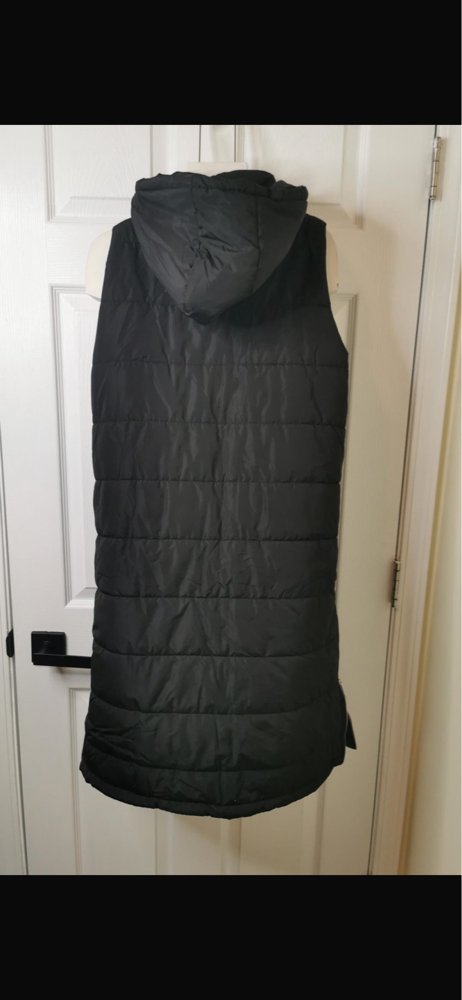 NEW! Flovey Long Black Puffer Quilted Vest w Pockets - photo 5