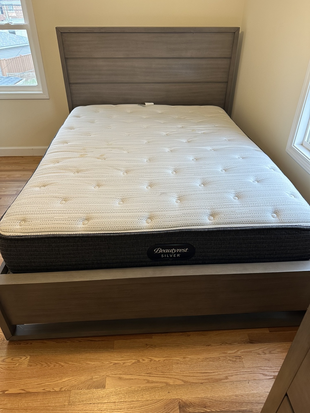 Beautyrest Silver Mattress Full Size with Frame