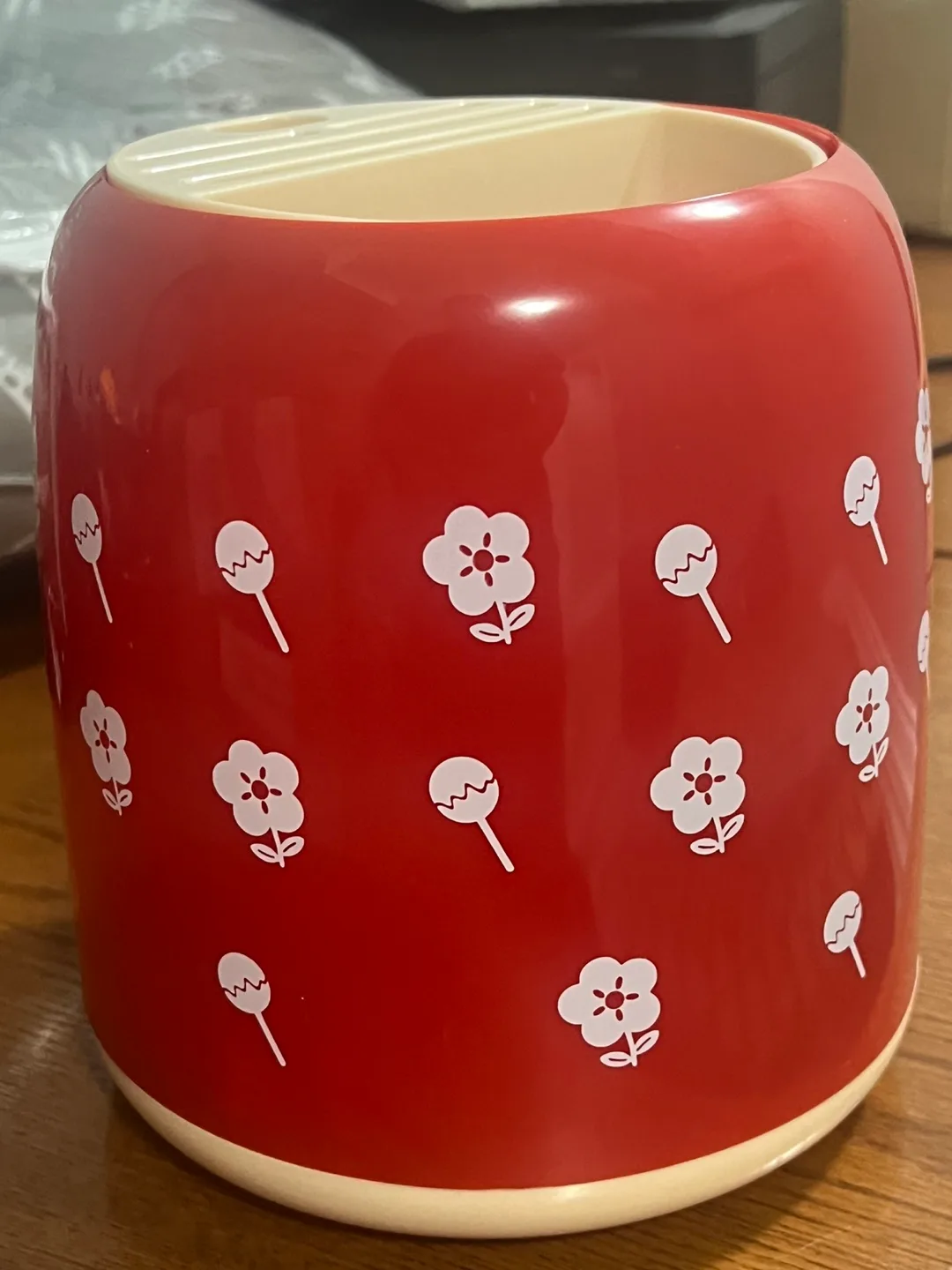 Vintage Red and White Floral Utensil Holder 💚 thumbnail