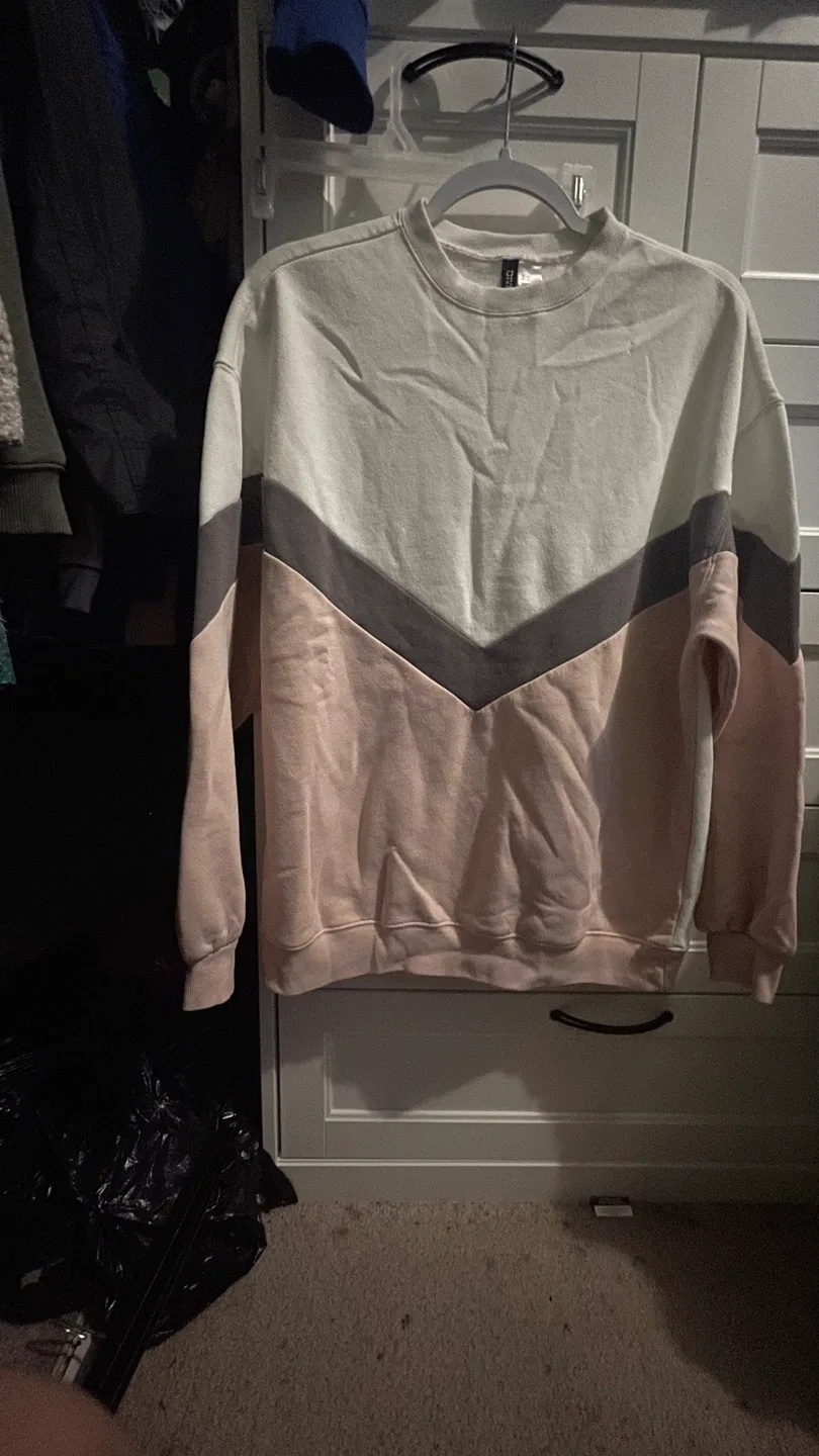 Crewneck thumbnail