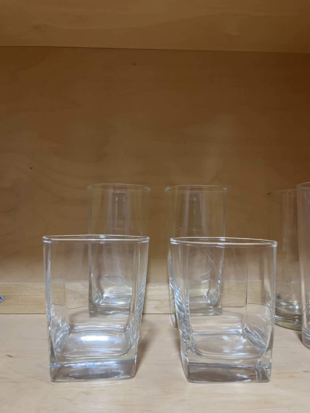 Set of 8 Drinking Glasses