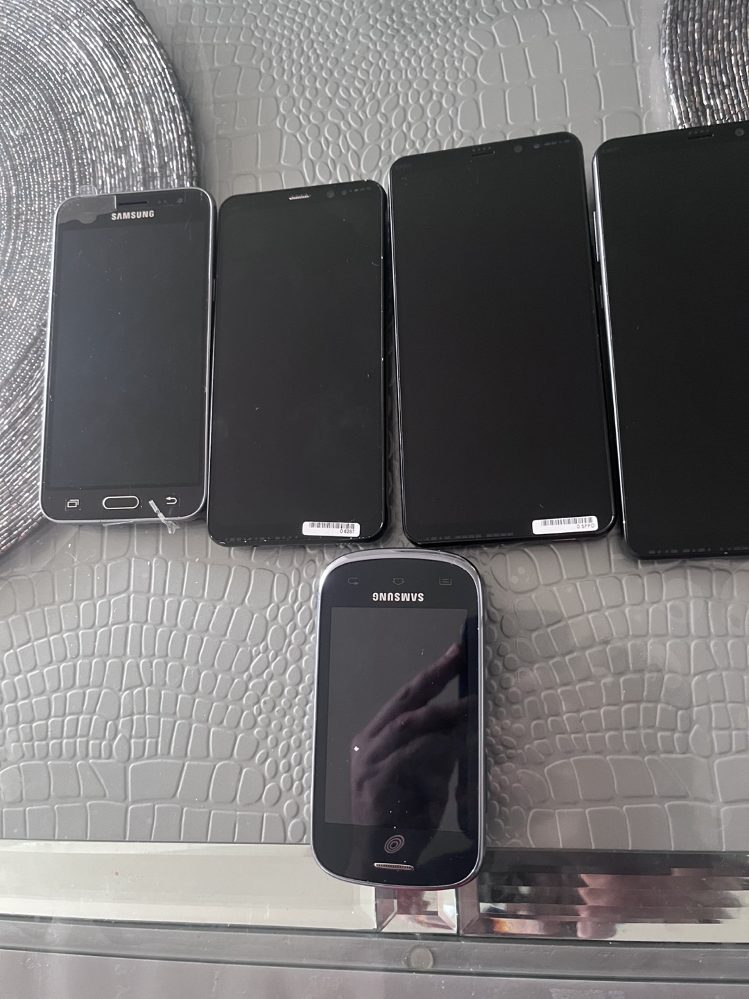 Lot of Samsung Smartphones