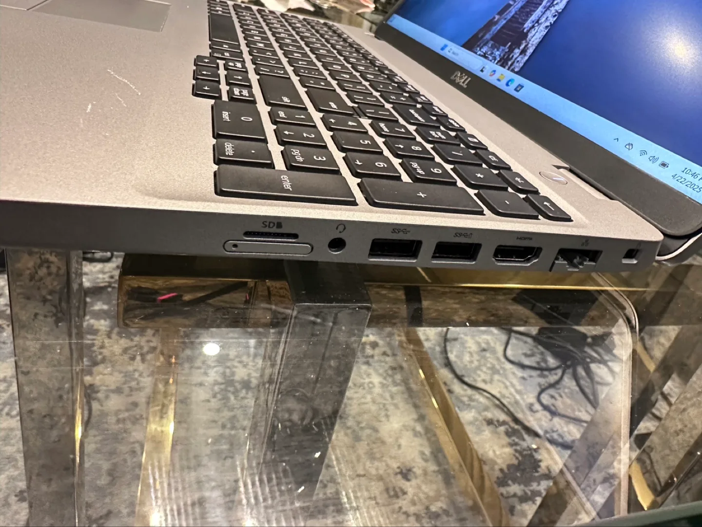 Dell Latitude 5510 Laptop - 16GB RAM, 256GB SSD Storage image indicator(3)