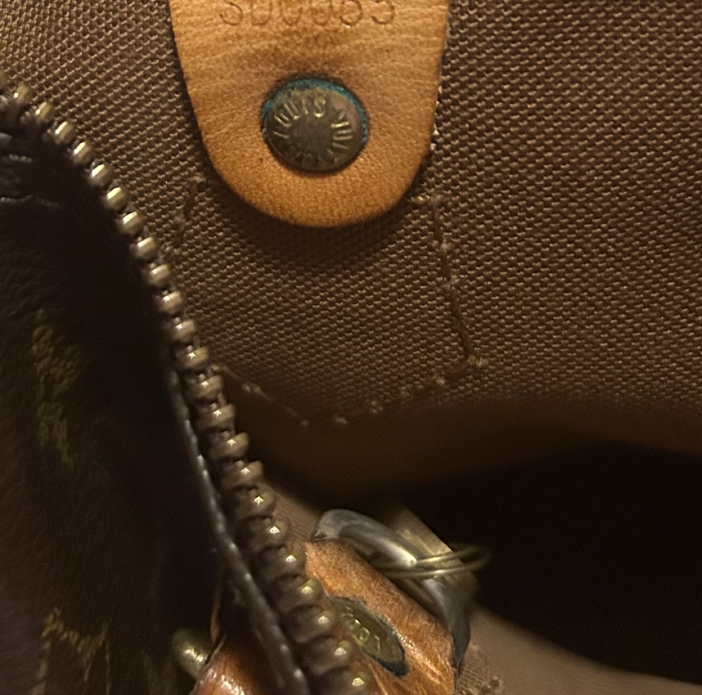 Authentic Louis Vuitton Speedy 25 Monogram Canvas Handbag - photo 4