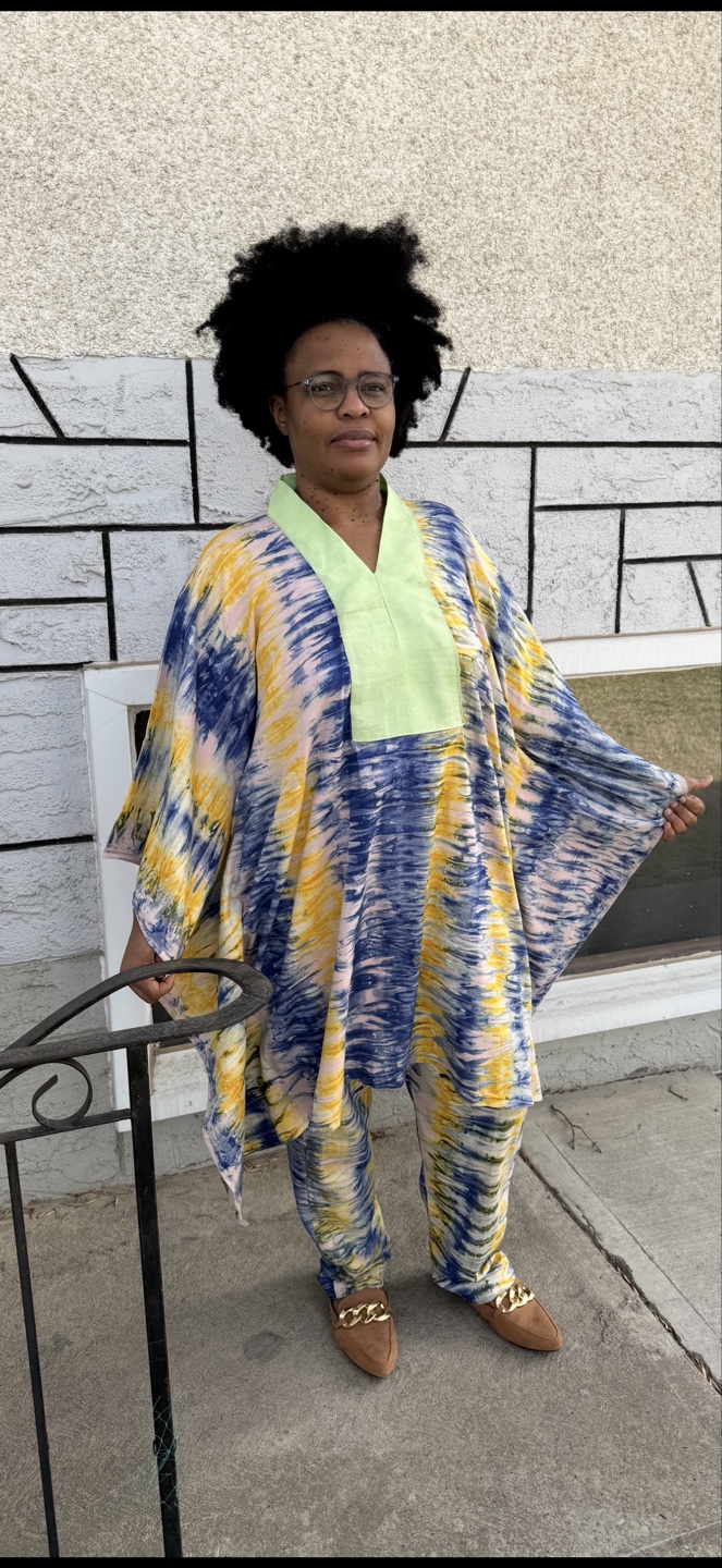 Beautiful African Print Two-Piece Outfit - photo 5