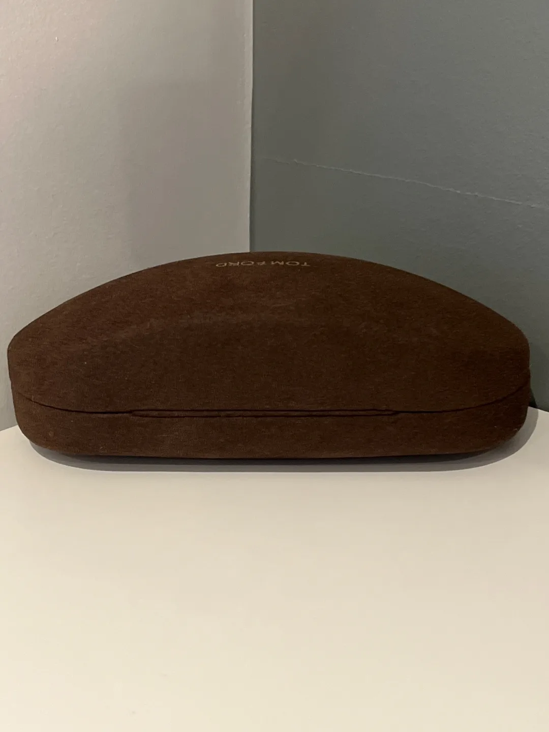 Tom Ford Eyeglass Case with Cleaning Cloth image indicator(3)