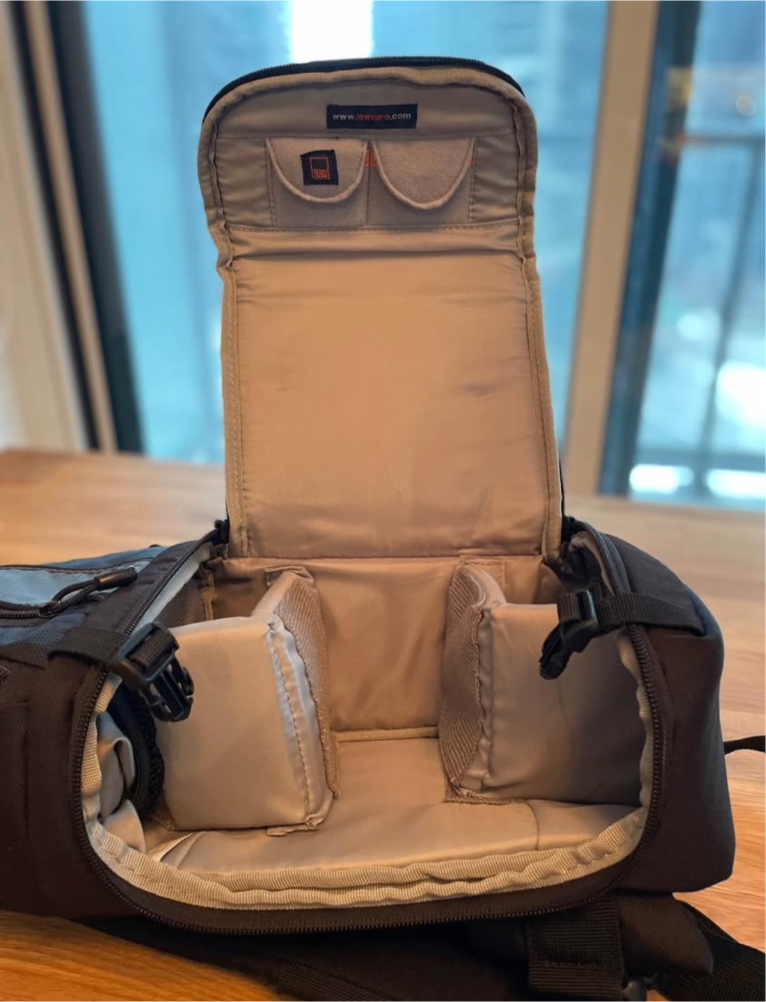 Lowepro Passport Sling Camera Bag - photo 3