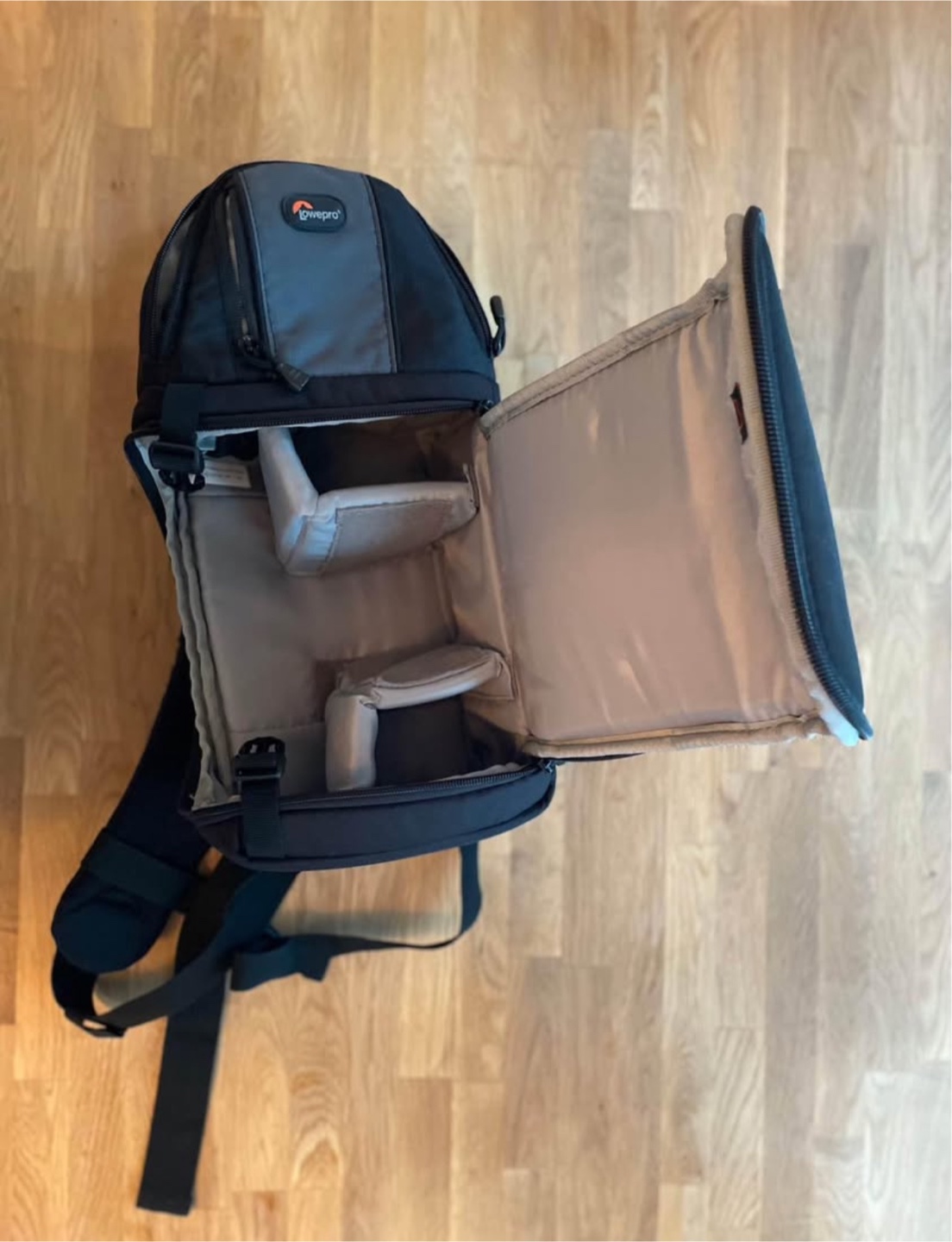 Lowepro Passport Sling Camera Bag - photo 2