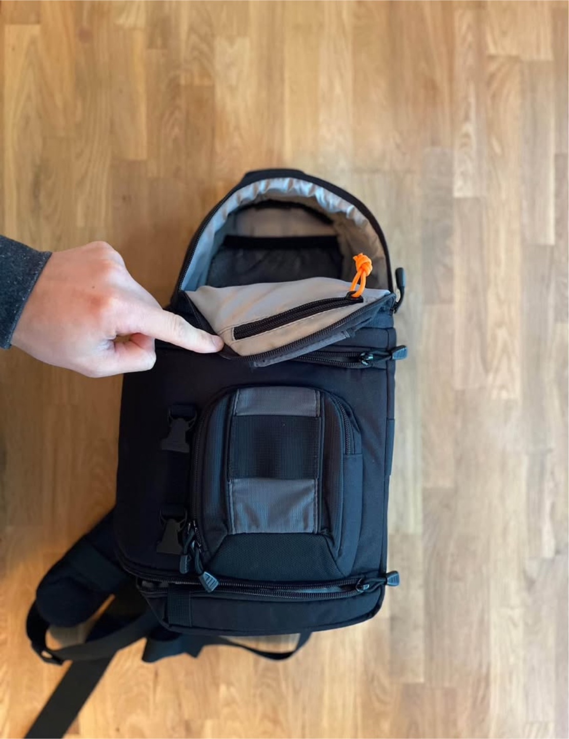Lowepro Passport Sling Camera Bag - photo 4