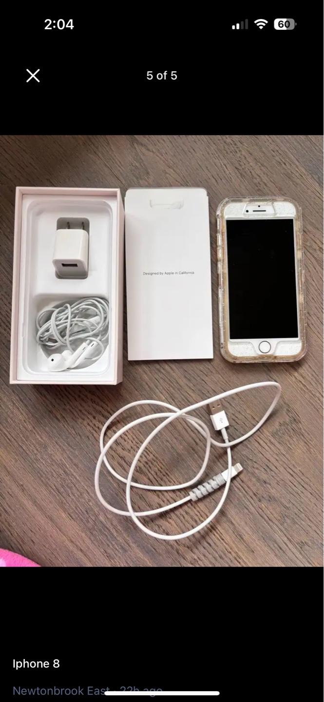 iPhone 8 64GB in Rose Gold with Box and Accessories