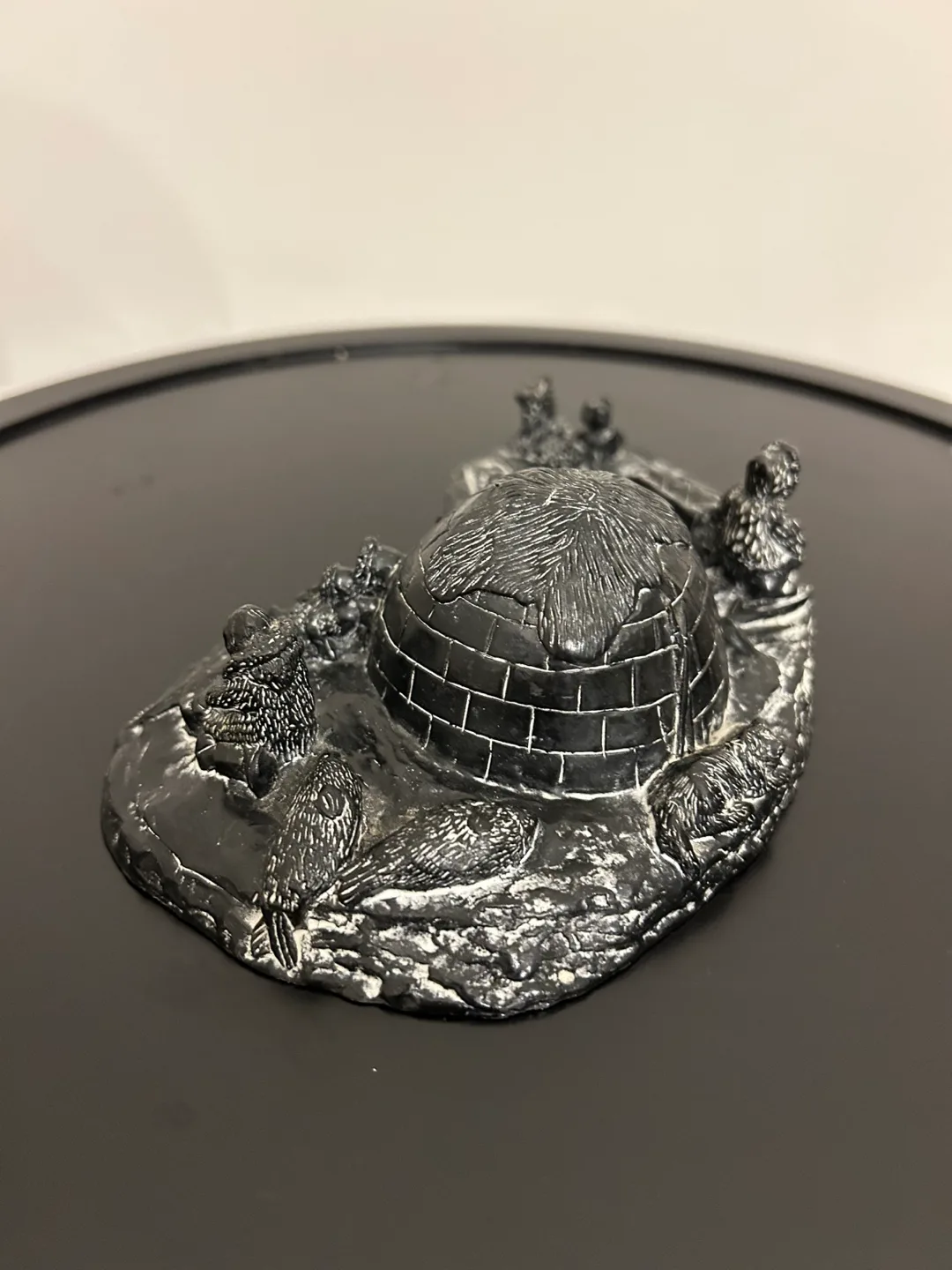 Vanstone Black Soapstone Carved Canada Igloo Eskimo Family 7” image indicator(4)