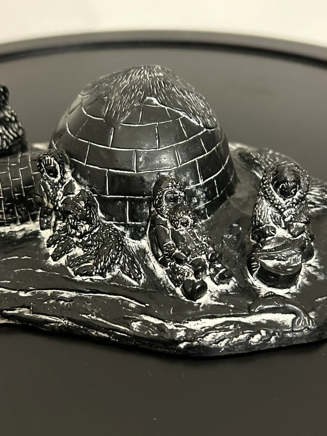 Vanstone Black Soapstone Carved Canada Igloo Eskimo Family 7” image indicator(6)