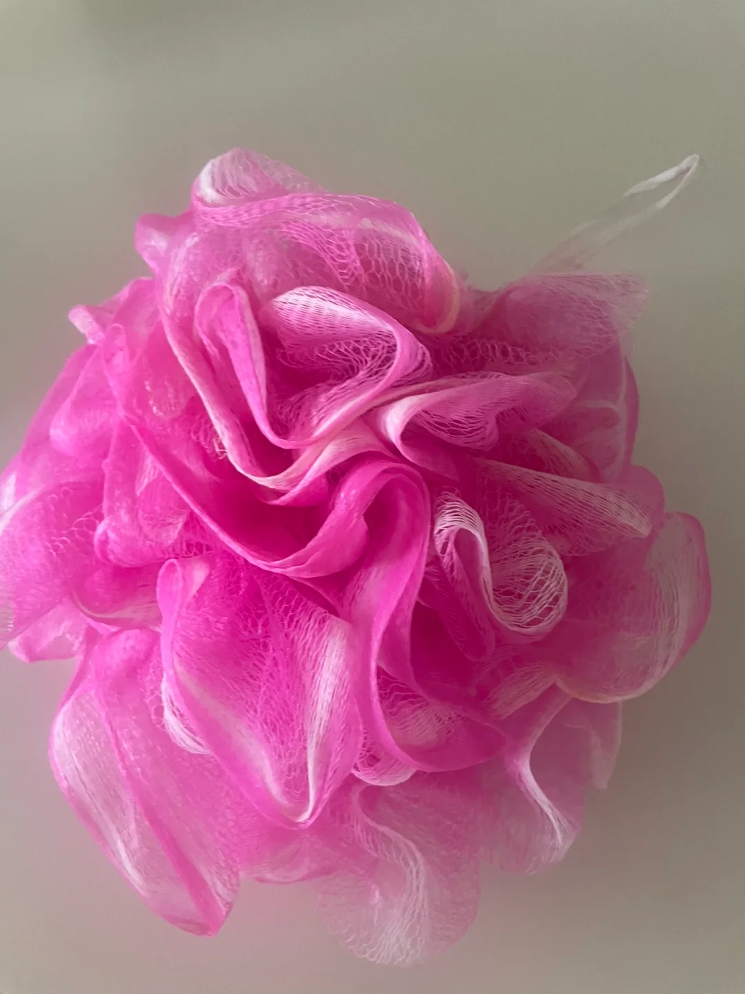 Pink and White Mesh Shower Pouf image indicator(3)