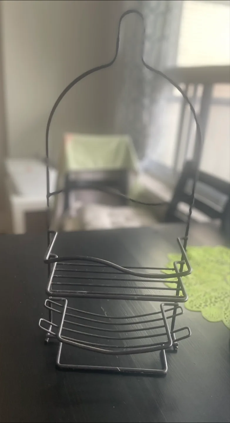 Black Metal Shower Caddy image indicator(4)