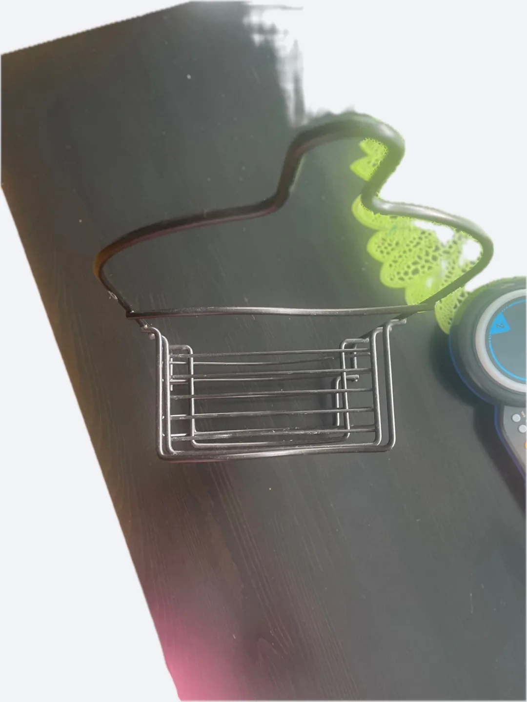 Black Metal Shower Caddy image indicator(5)