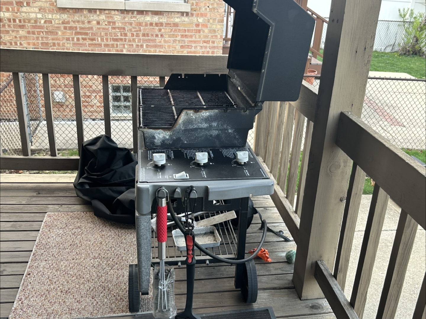 Weber Silver Gas Grill - photo 2