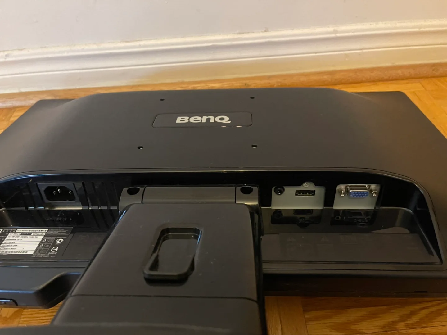 BenQ Computer Monitor - 22 inch image indicator(2)