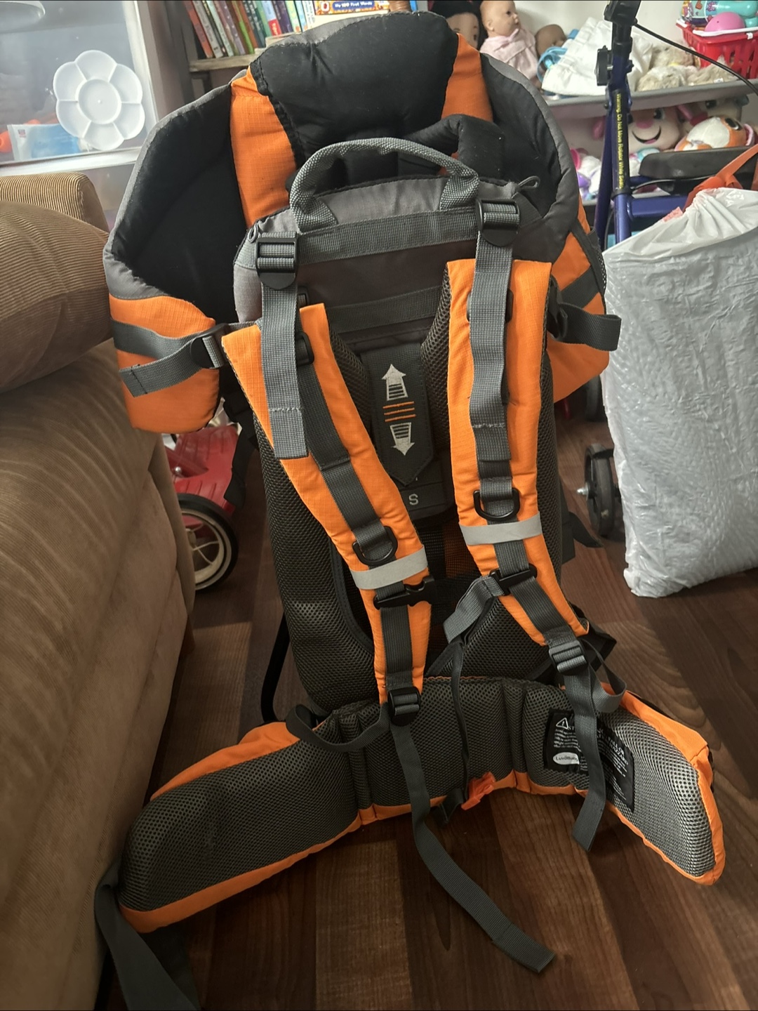 LuvBaby Child Carrier Backpack - photo 2