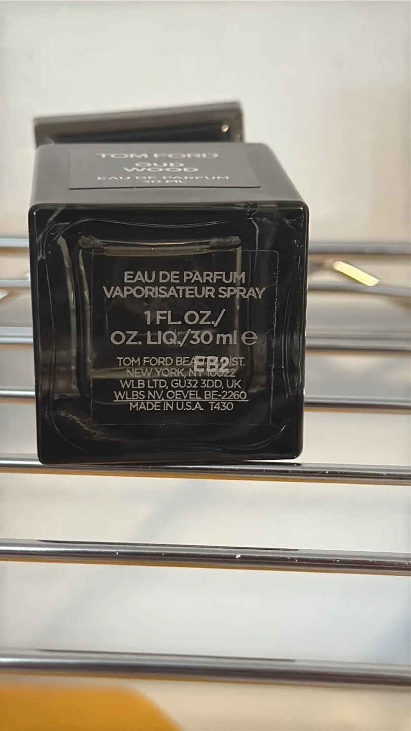 TOM FORD - OUD WOOD 30ml **$120** 100% AUTHENTIC image indicator(4)